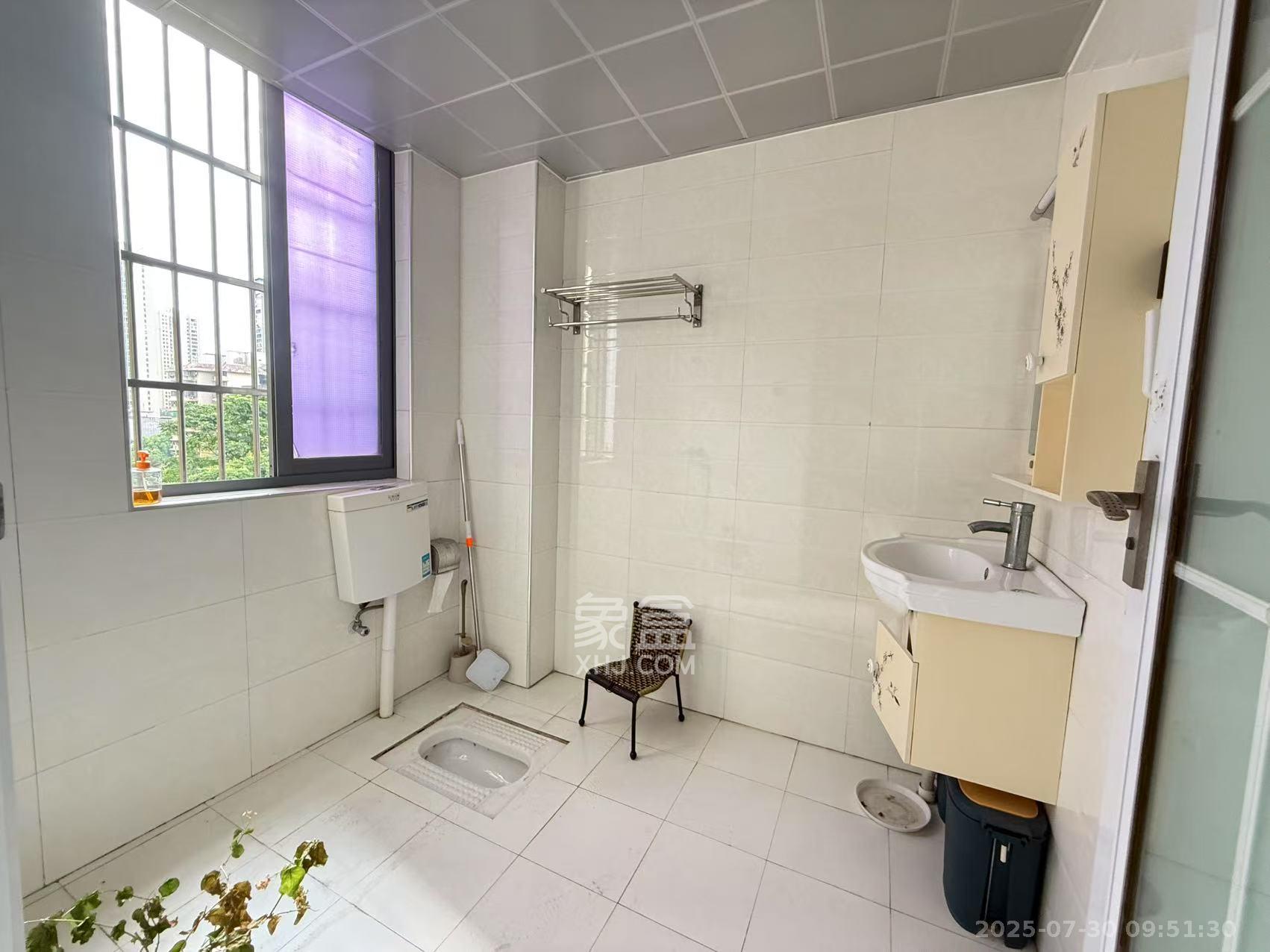 万博汇 4室2厅2卫 3800.0元/月 万博汇 4室2厅2卫 3800.0元/月室内图