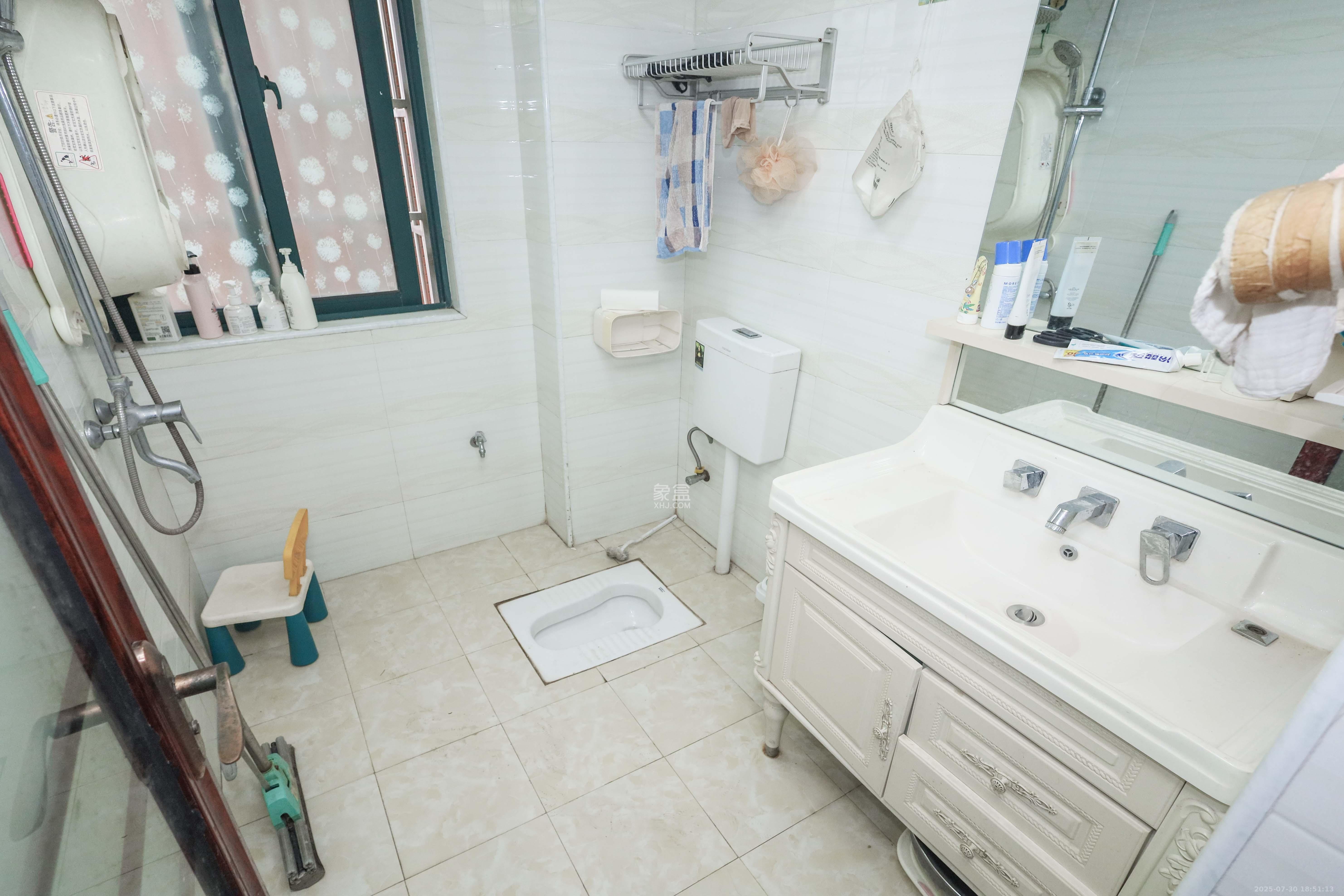 桔洲新苑(桔洲印象) 3室2厅1卫 73.0万 桔洲新苑(桔洲印象) 3室2厅1卫 73.0万卫生间