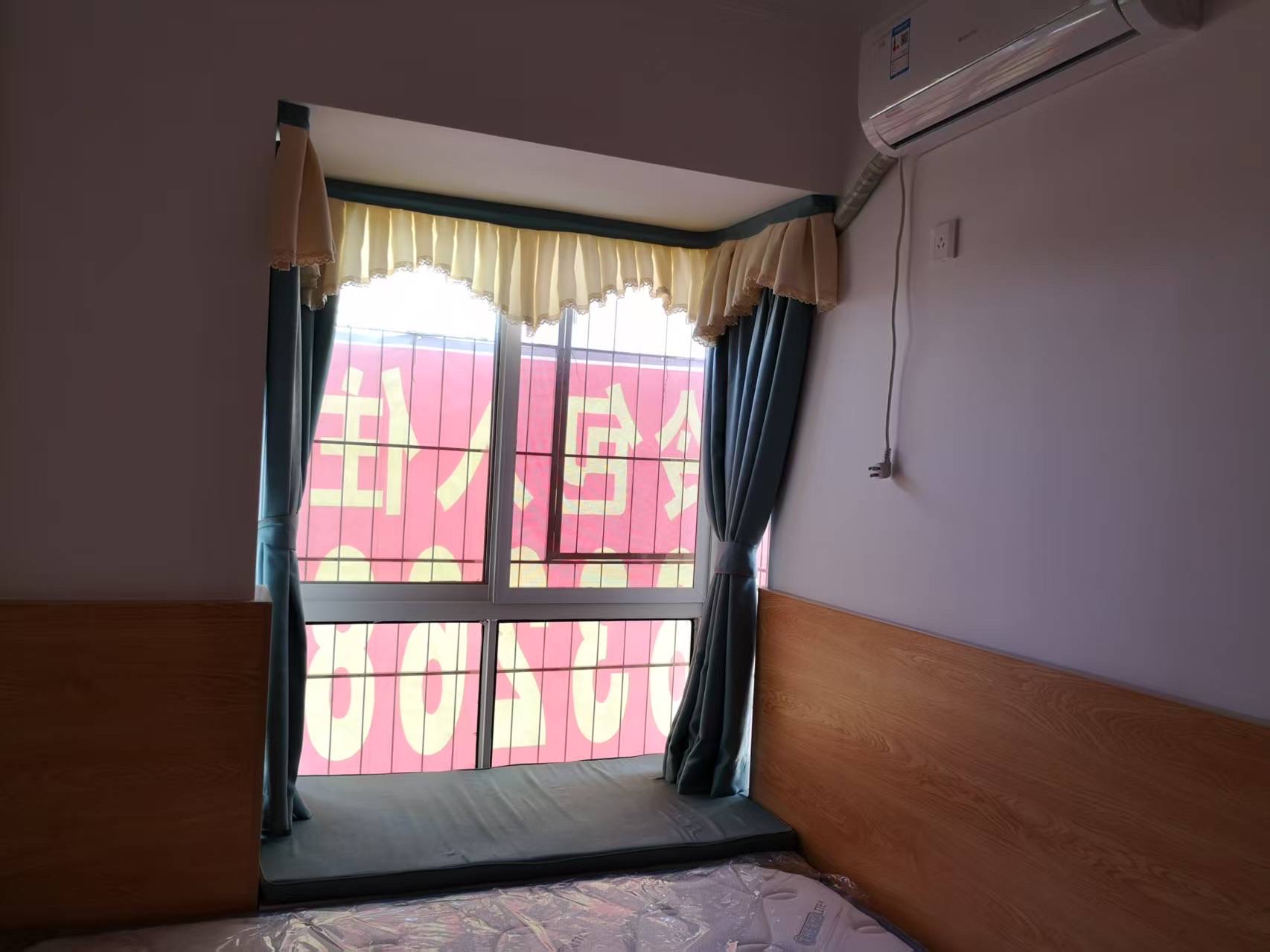 御笔华章 2室2厅1卫 1800.0元/月 御笔华章 2室2厅1卫 1800.0元/月室内图