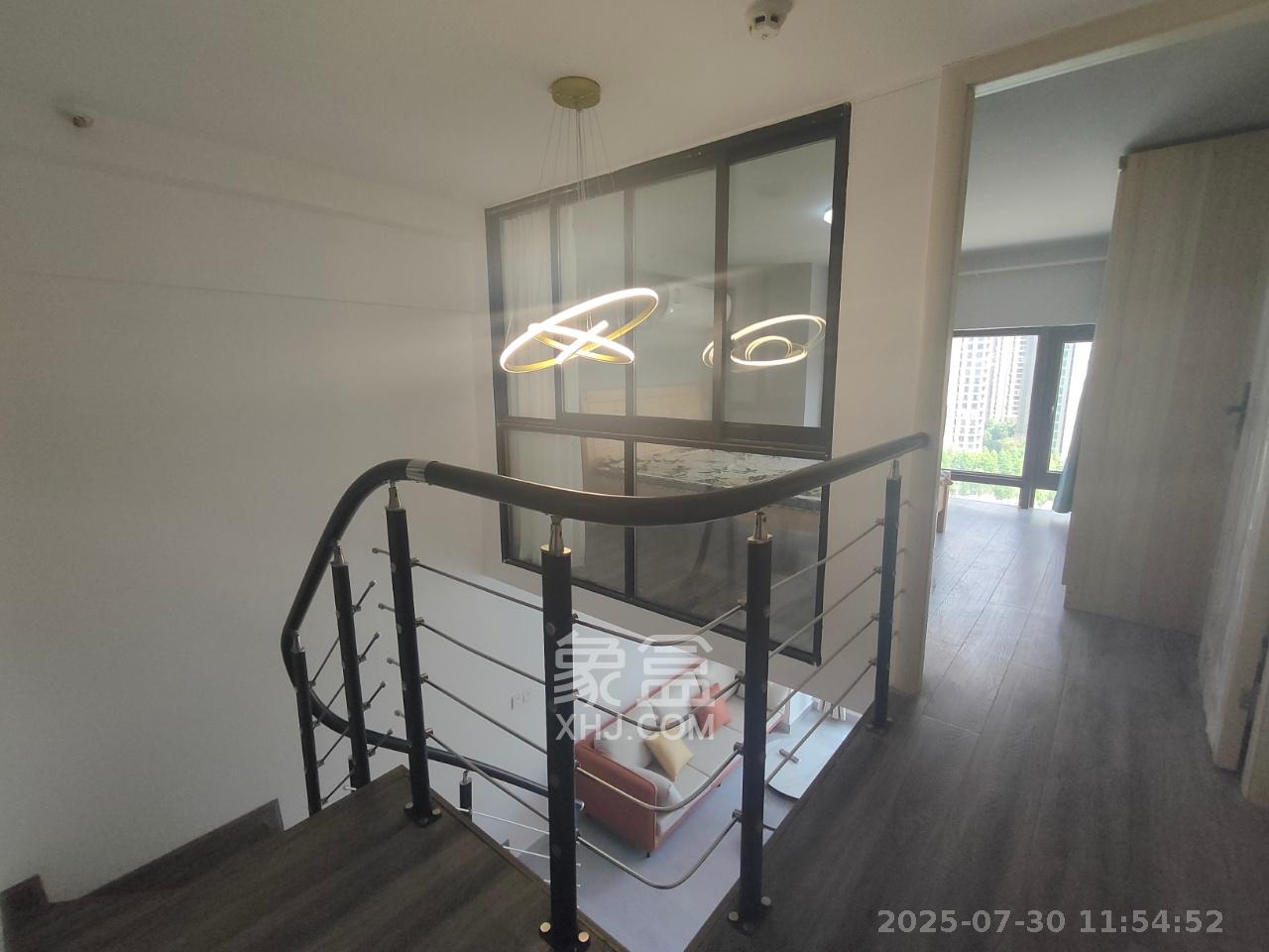 华润琨瑜府  2室2厅1卫    2200.0元/月室内图