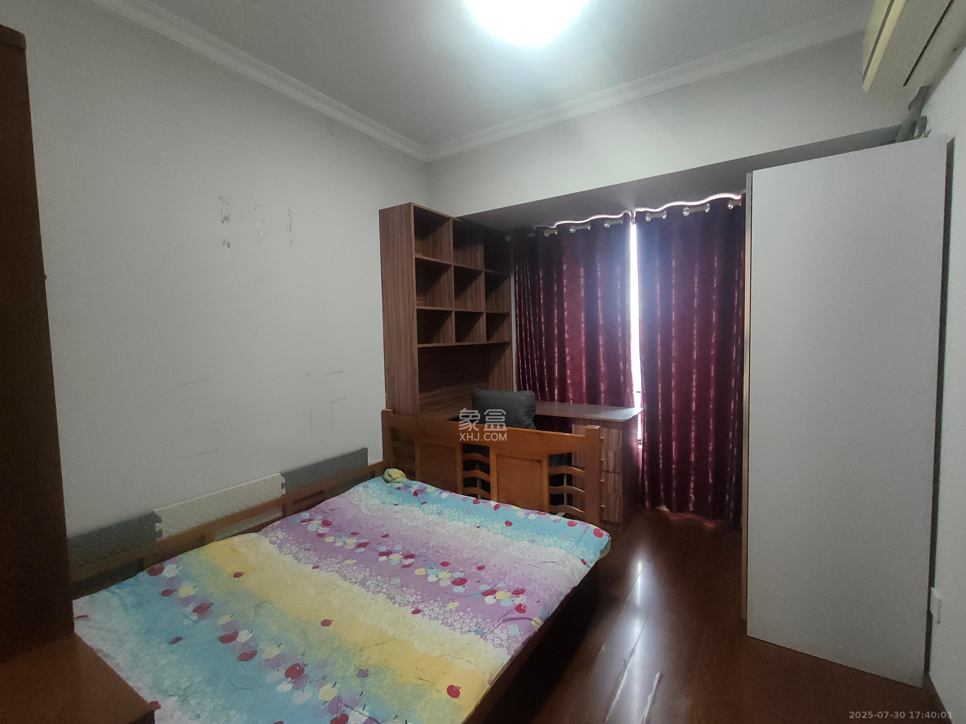 万科城市花园  2室1厅1卫    2000.0元/月室内图