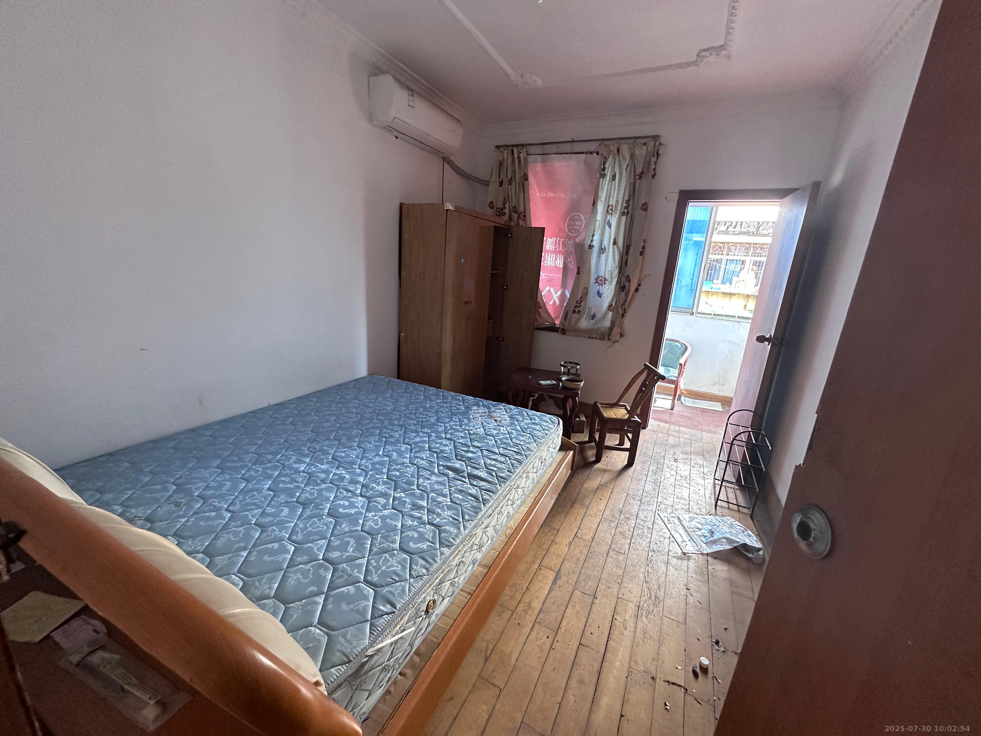 高升楼 4室2厅2卫 2200.0元/月 高升楼 4室2厅2卫 2200.0元/月室内图