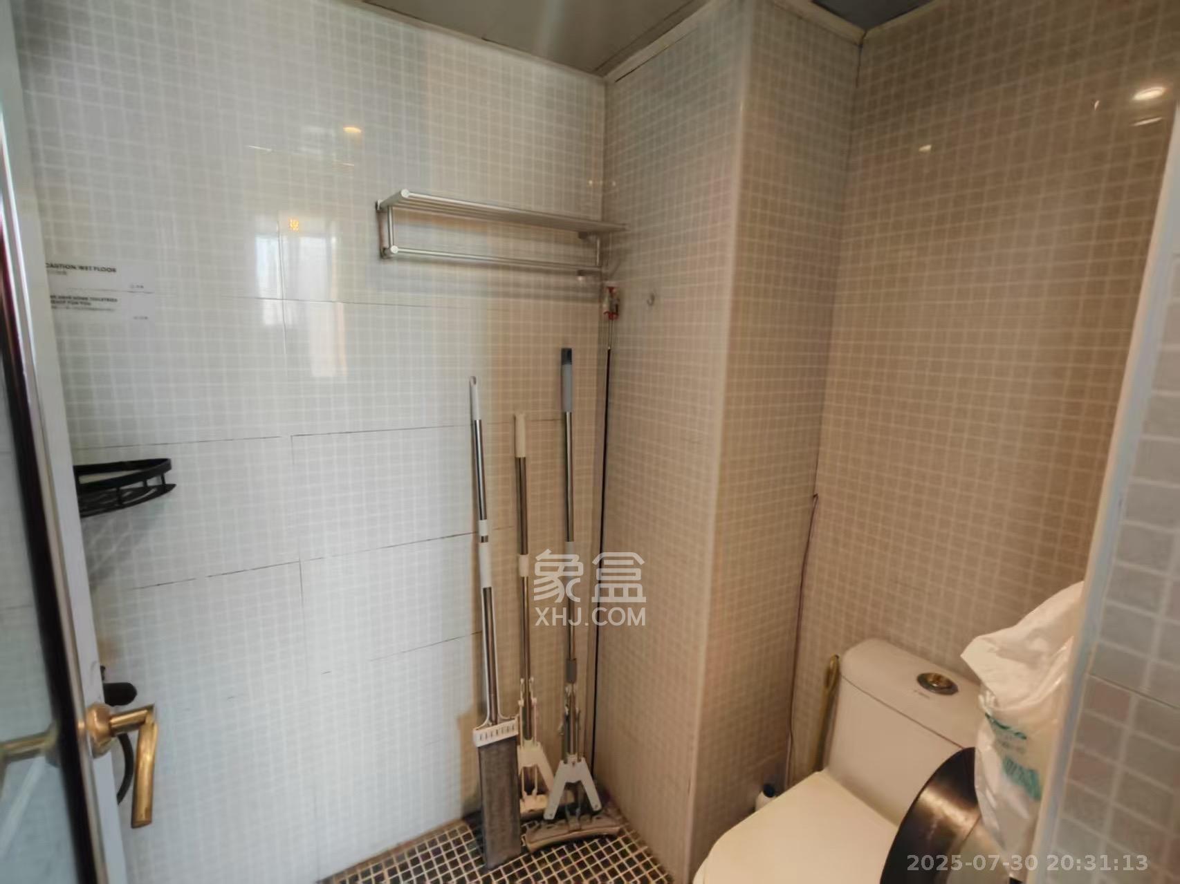 银轩铭誉（四海怡家）  1室1厅1卫    1800.0元/月室内图