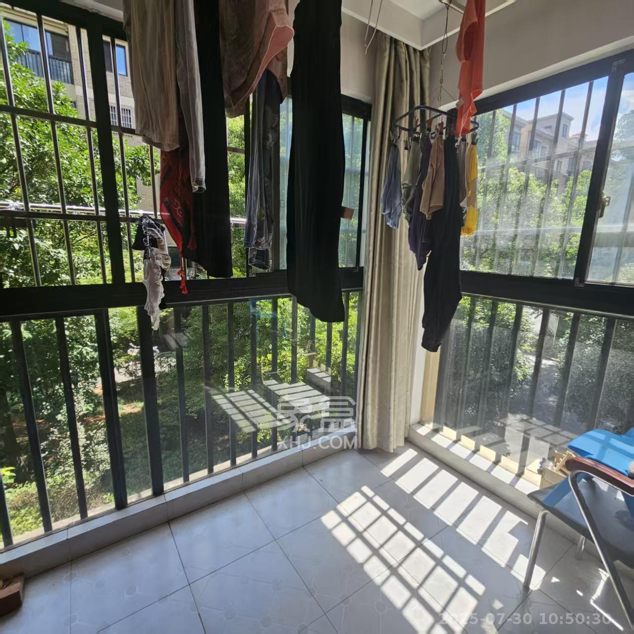 三江花中城  1室0厅0卫    3200.0元/月室内图