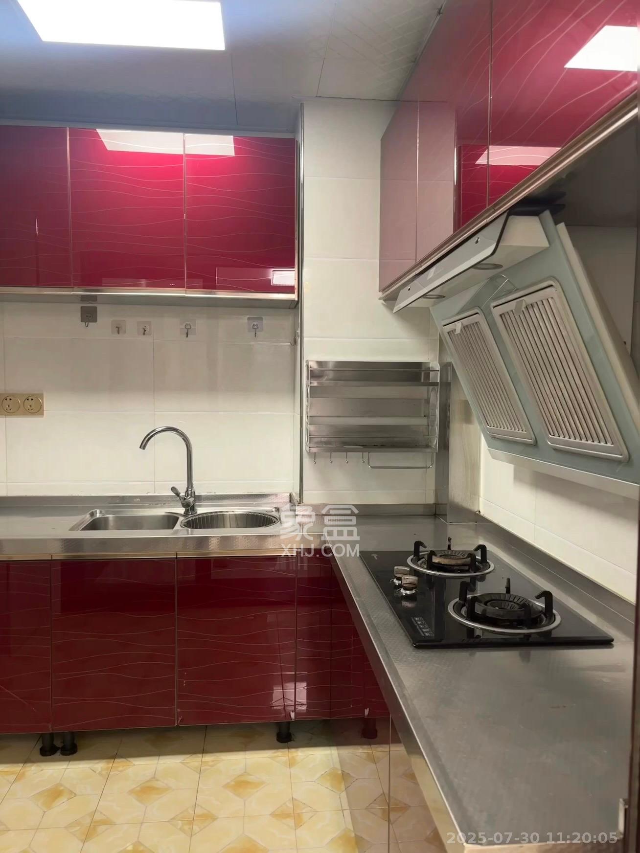 嘉顺苑  1室2厅1卫    2200.0元/月室内图