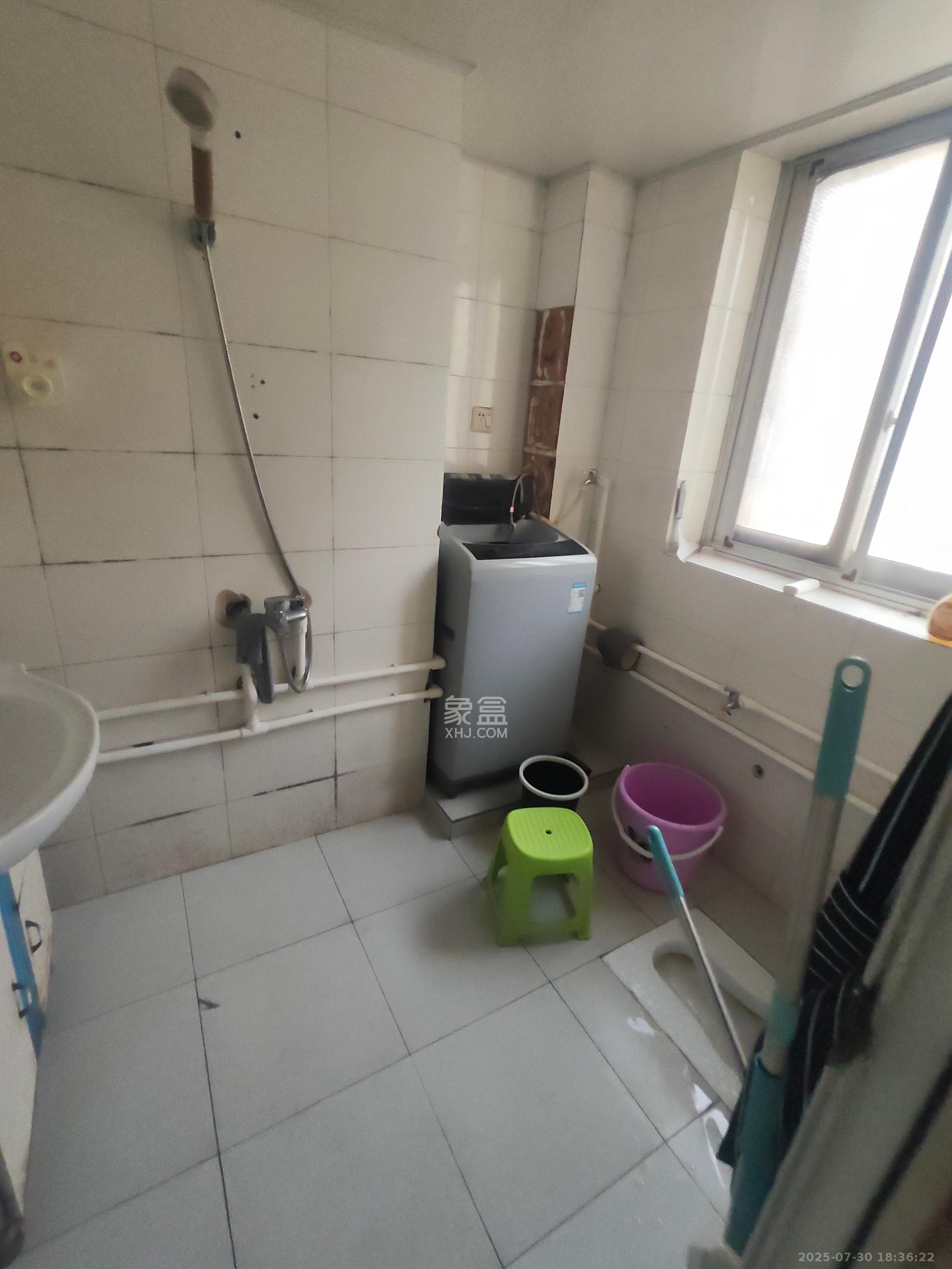 种子公司宿舍 2室1厅1卫 1800.0元/月 种子公司宿舍 2室1厅1卫 1800.0元/月室内图