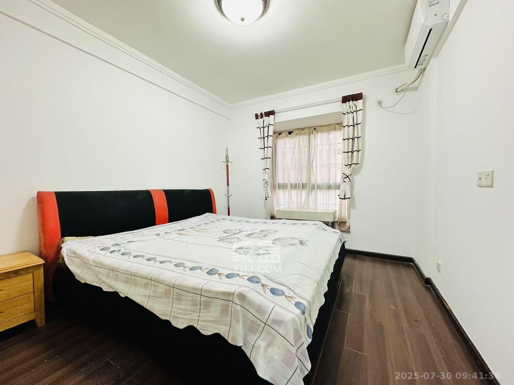 佳阳悦景馨都 3室2厅2卫 2500.0元/月 佳阳悦景馨都 3室2厅2卫 2500.0元/月室内图