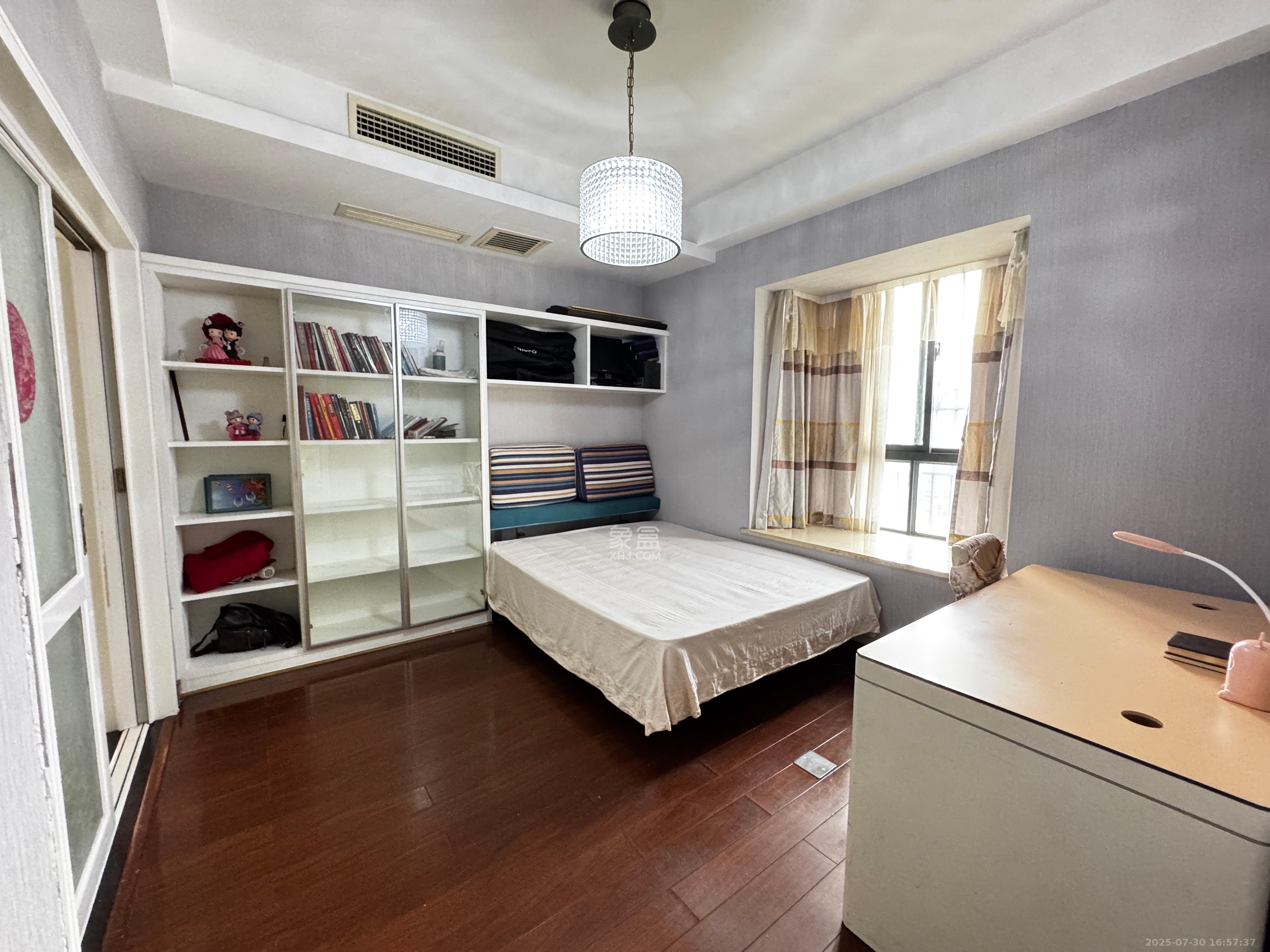 世纪桃花苑  4室2厅2卫    3000.0元/月 世纪桃花苑  4室2厅2卫    3000.0元/月室内图