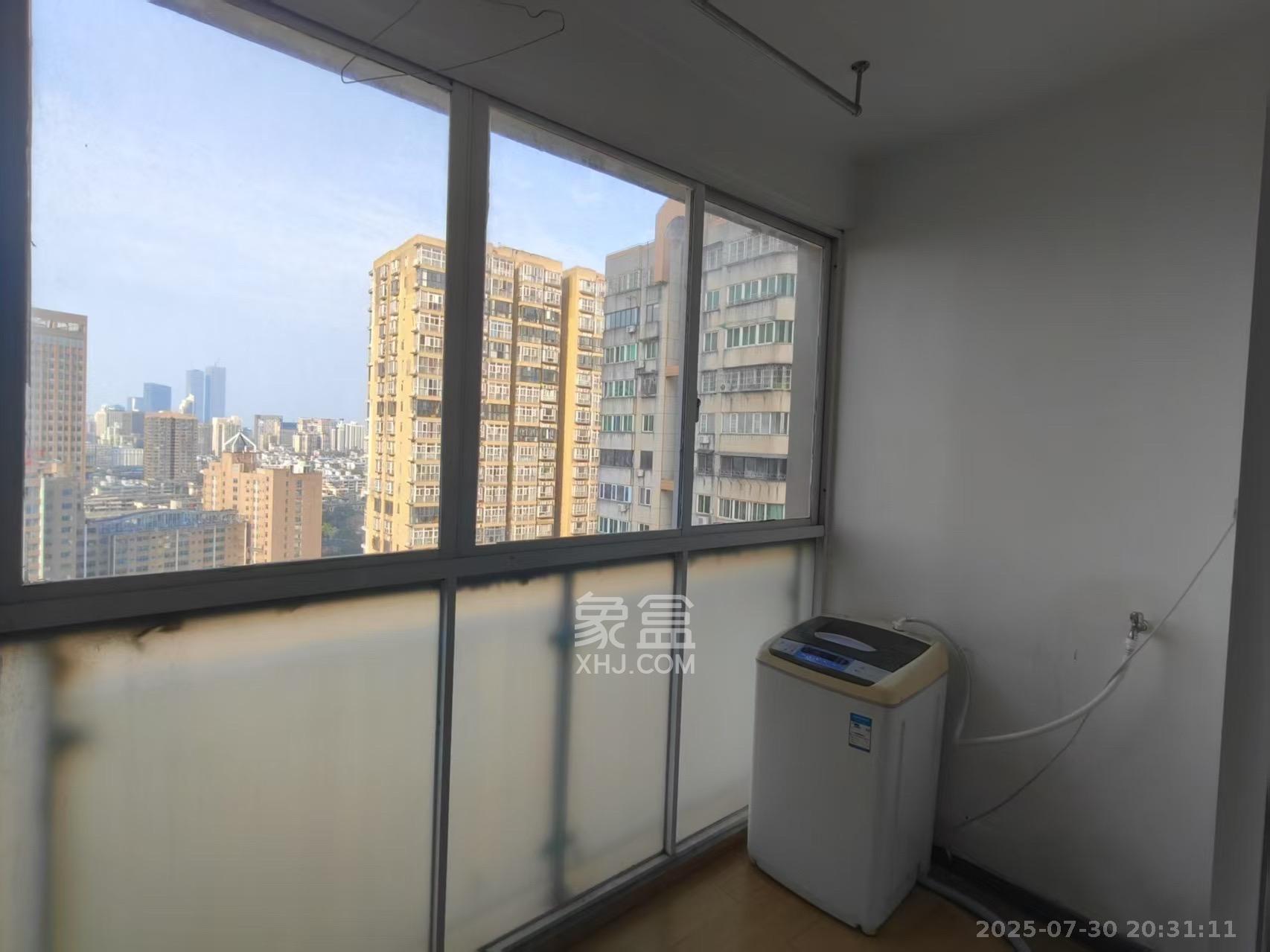 银轩铭誉（四海怡家）  1室1厅1卫    1800.0元/月室内图