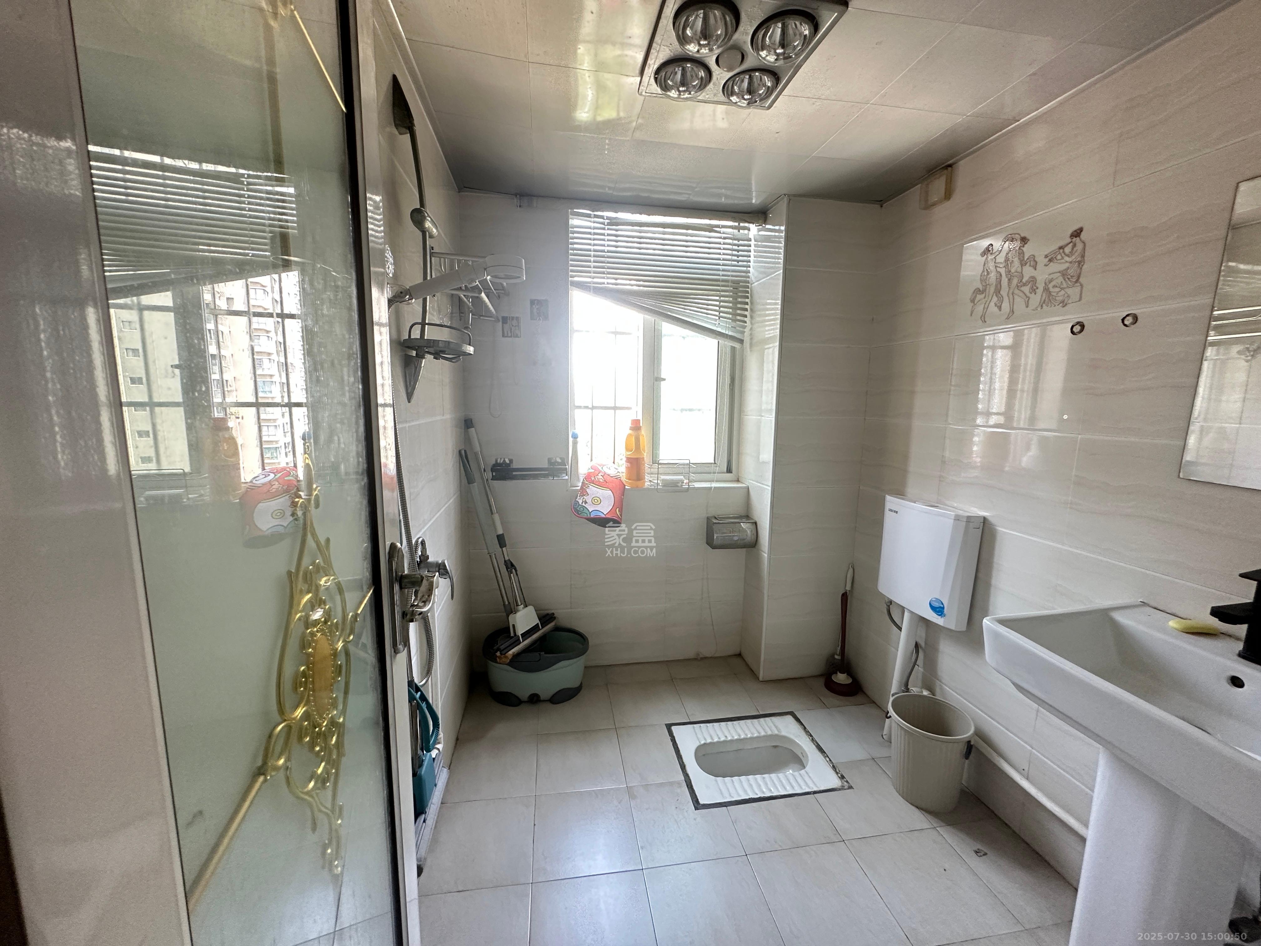 江临天下 2室2厅1卫 2000.0元/月 江临天下 2室2厅1卫 2000.0元/月室内图