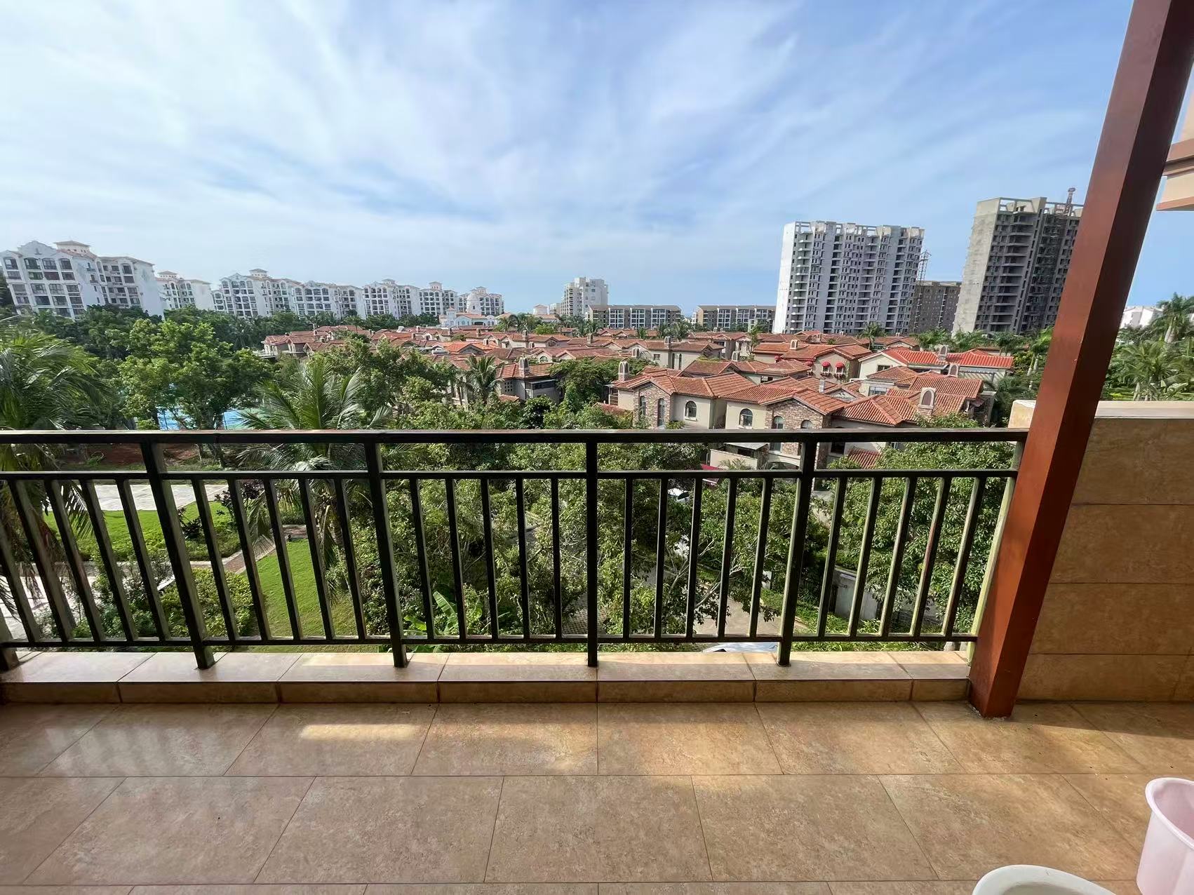 国瑞花园 3室2厅2卫 4500.0元/月 国瑞花园 3室2厅2卫 4500.0元/月室内图