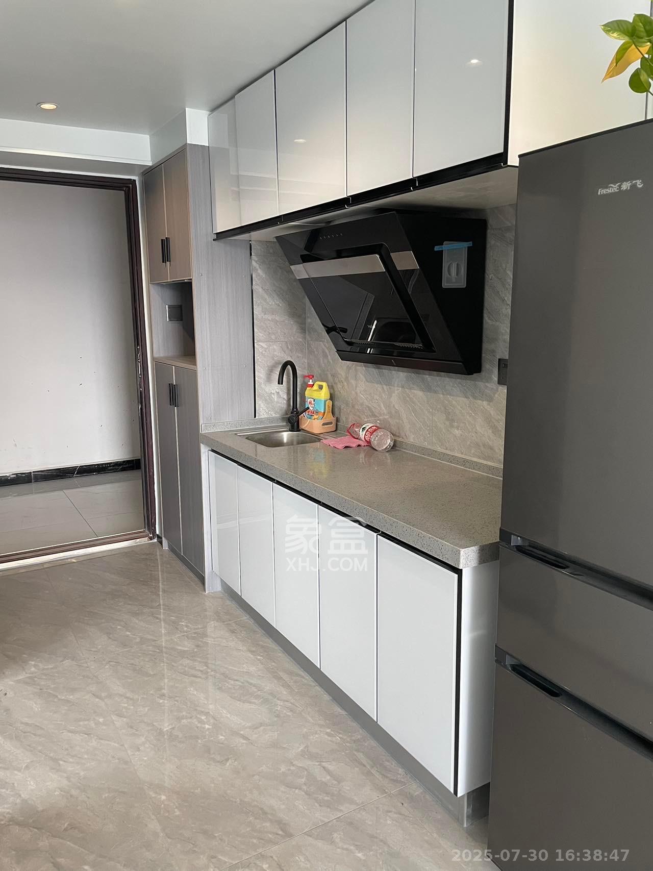 梅溪湖家居建材城  2室1厅1卫    1900.0元/月室内图