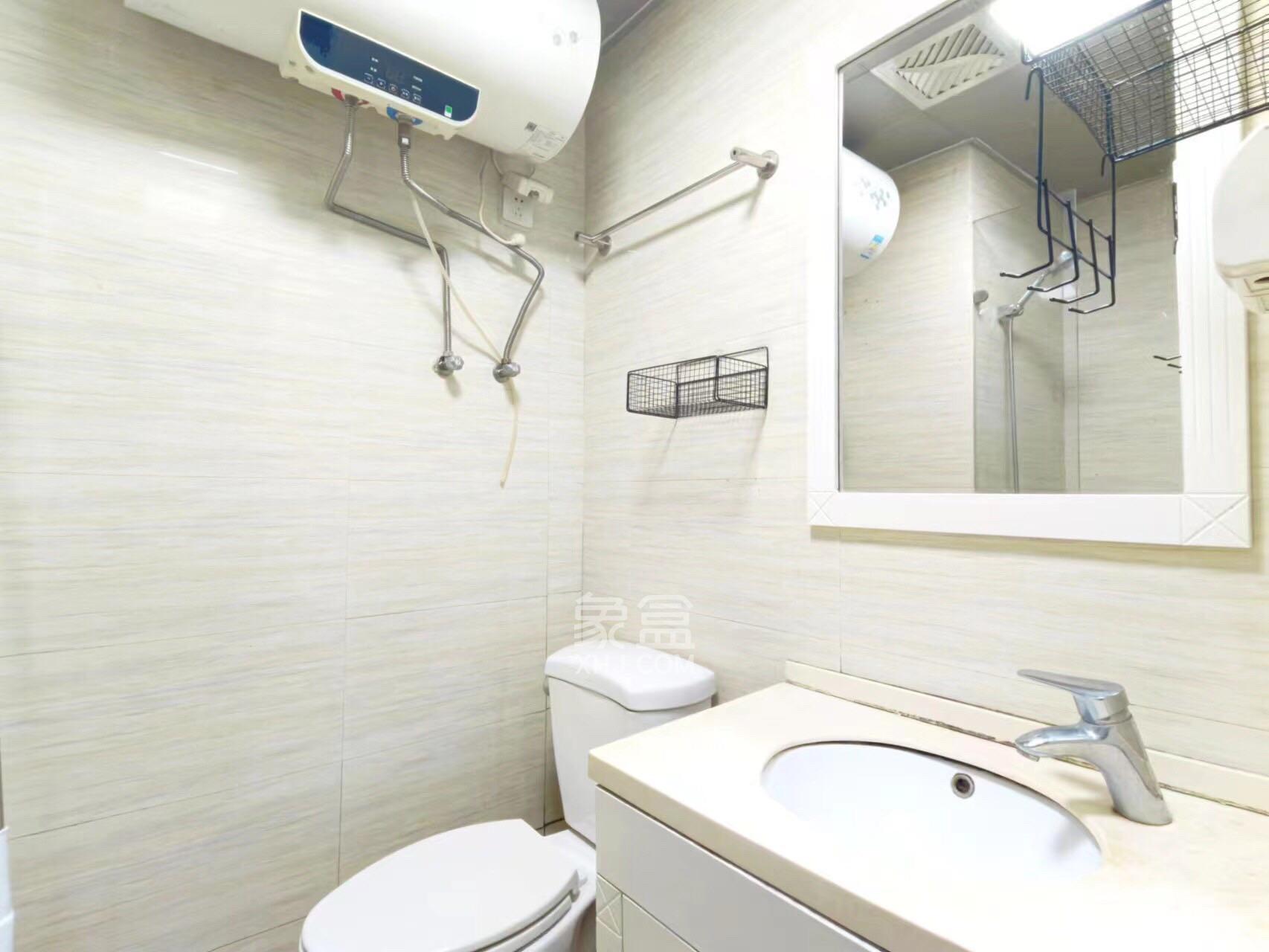 中建木莲工社 1室1厅1卫 1400.0元/月 中建木莲工社 1室1厅1卫 1400.0元/月室内图