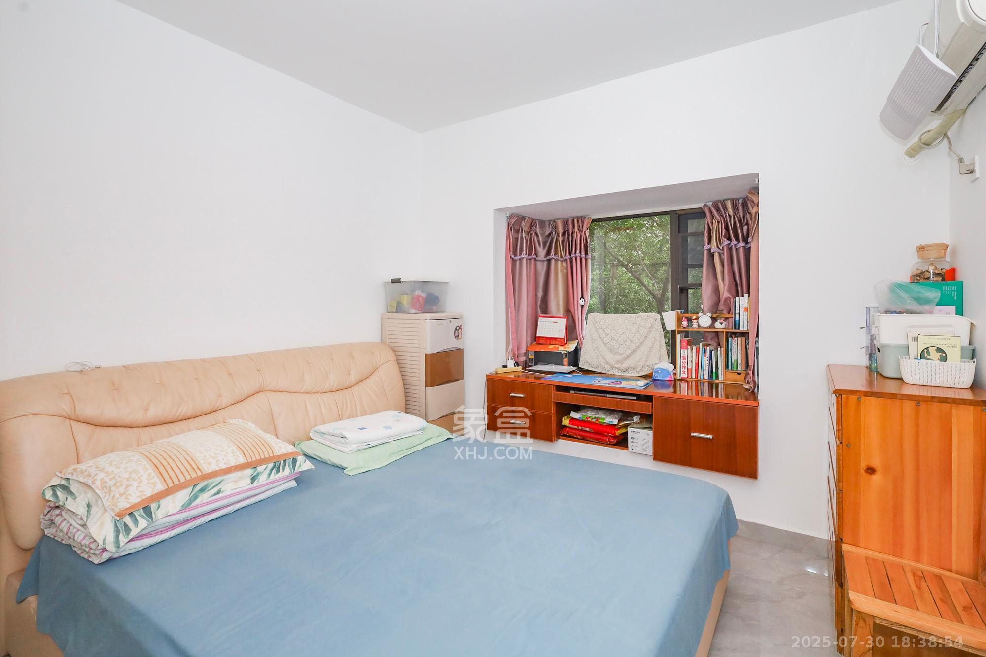 旭辉藏郡(藏郡、旭湘华府)  3室2厅1卫    240.0万 旭辉藏郡(藏郡、旭湘华府)  3室2厅1卫    240.0万卧室