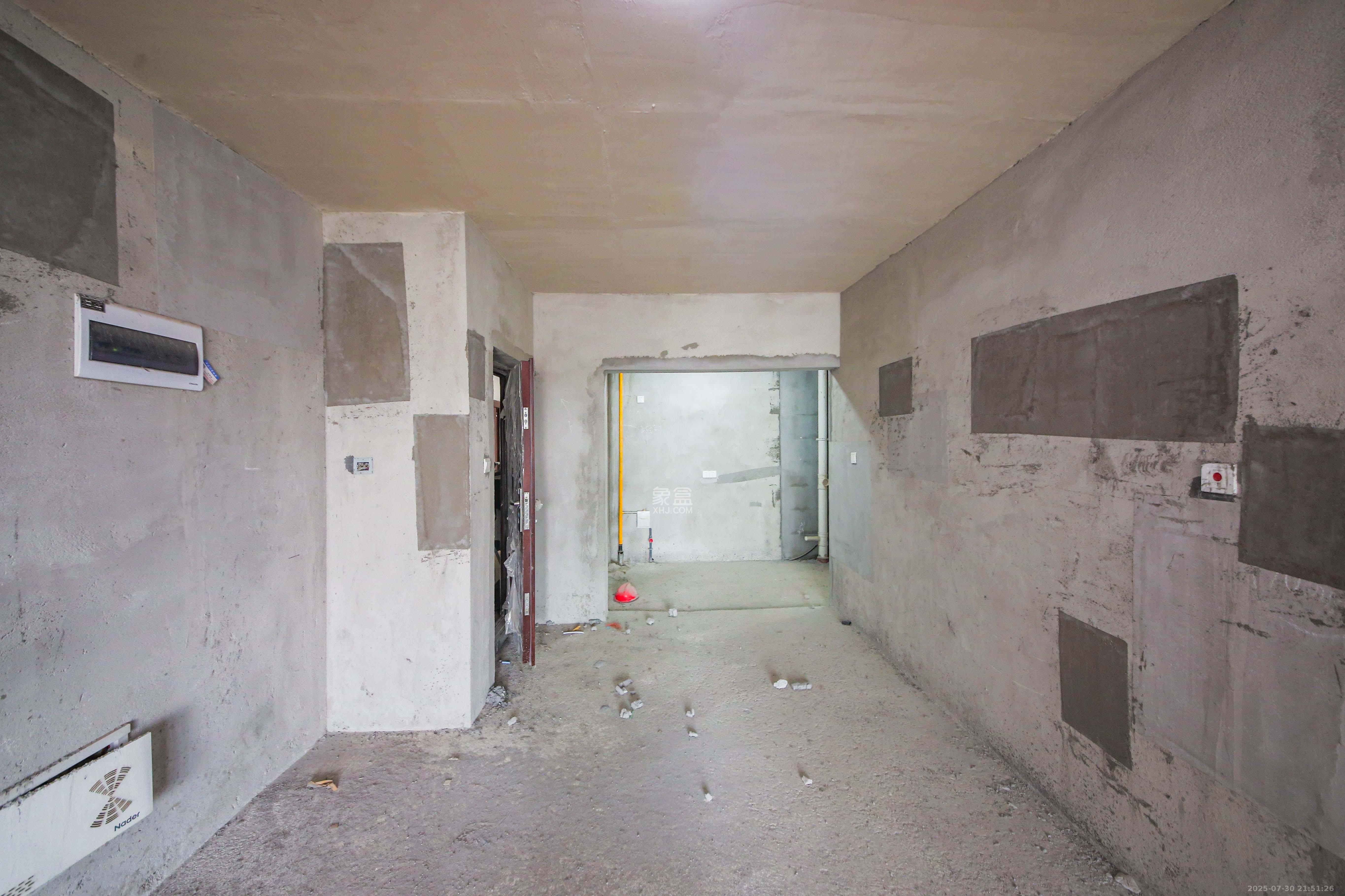 中煤和悦府  3室2厅1卫    140.0万客厅