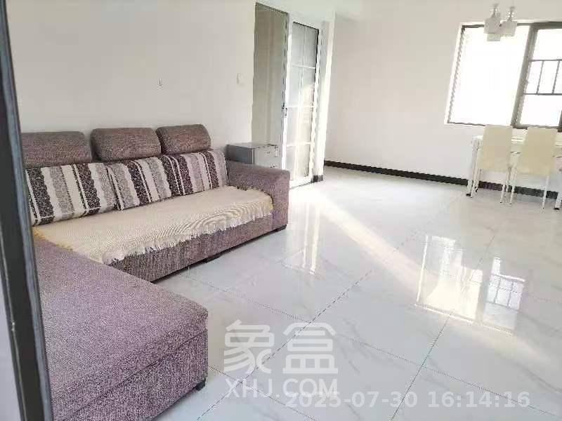 卓越蔚蓝海岸三期  3室2厅1卫   2300.00元/月