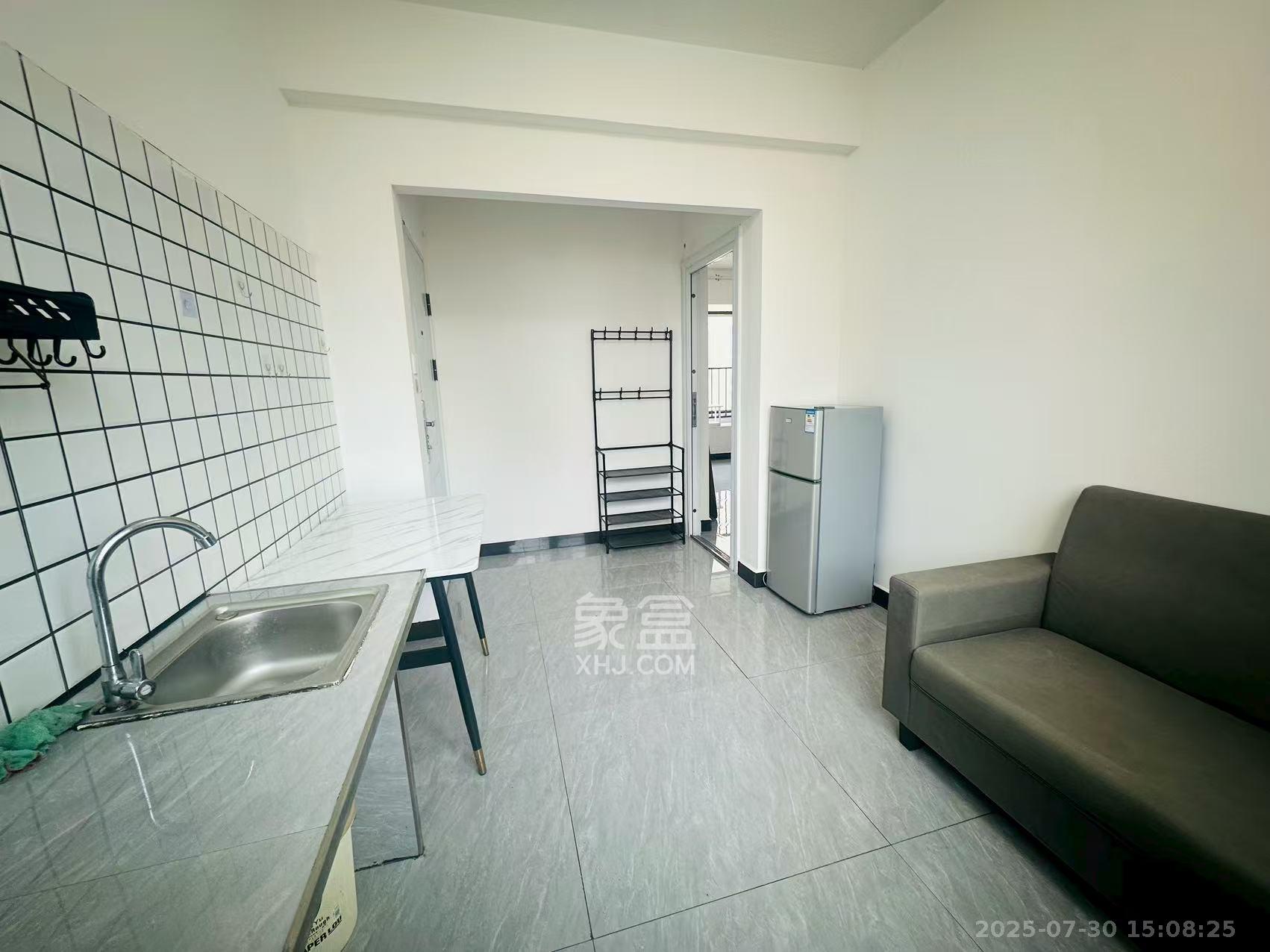 旭辉美的东樾城 1室1厅1卫 1500.0元/月 旭辉美的东樾城 1室1厅1卫 1500.0元/月室内图