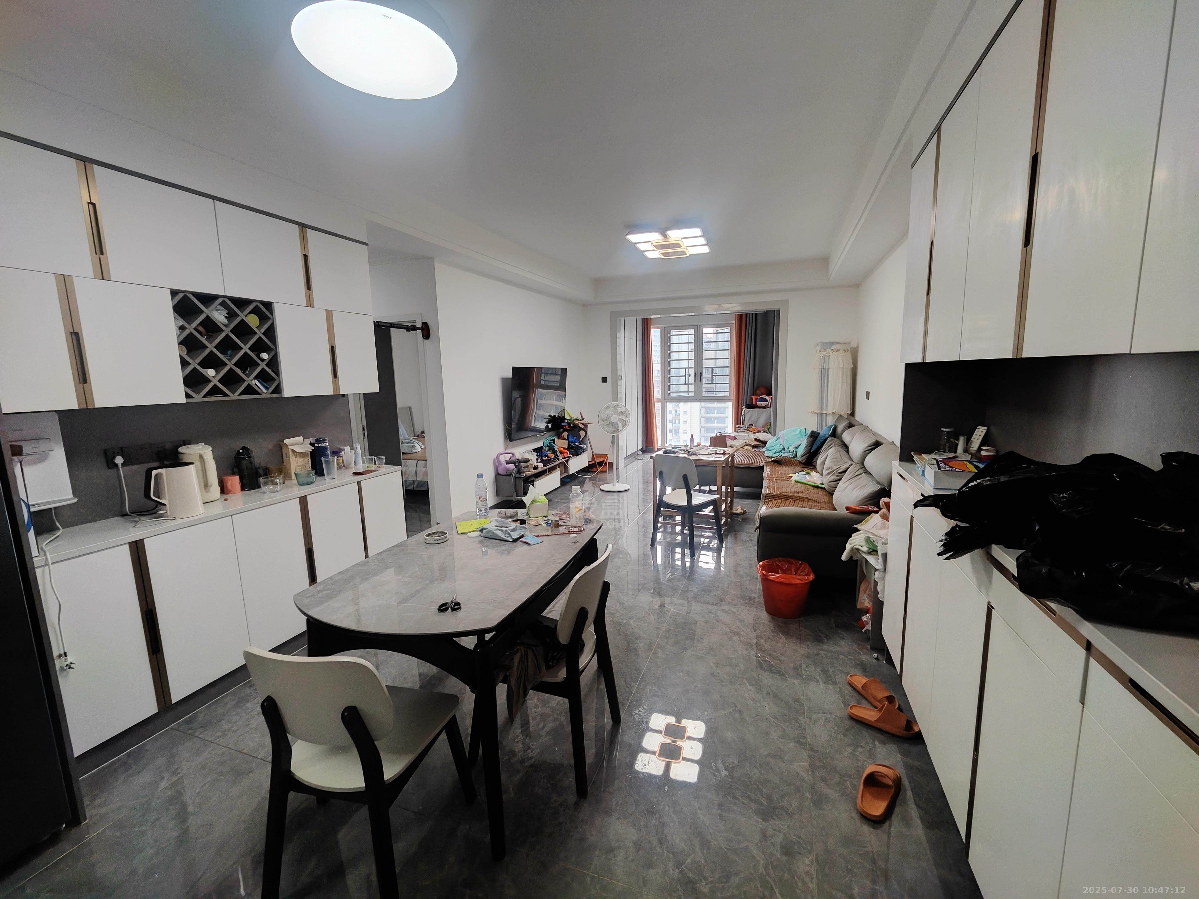 亿都时光 2室1厅1卫 1600.0元/月 亿都时光 2室1厅1卫 1600.0元/月室内图