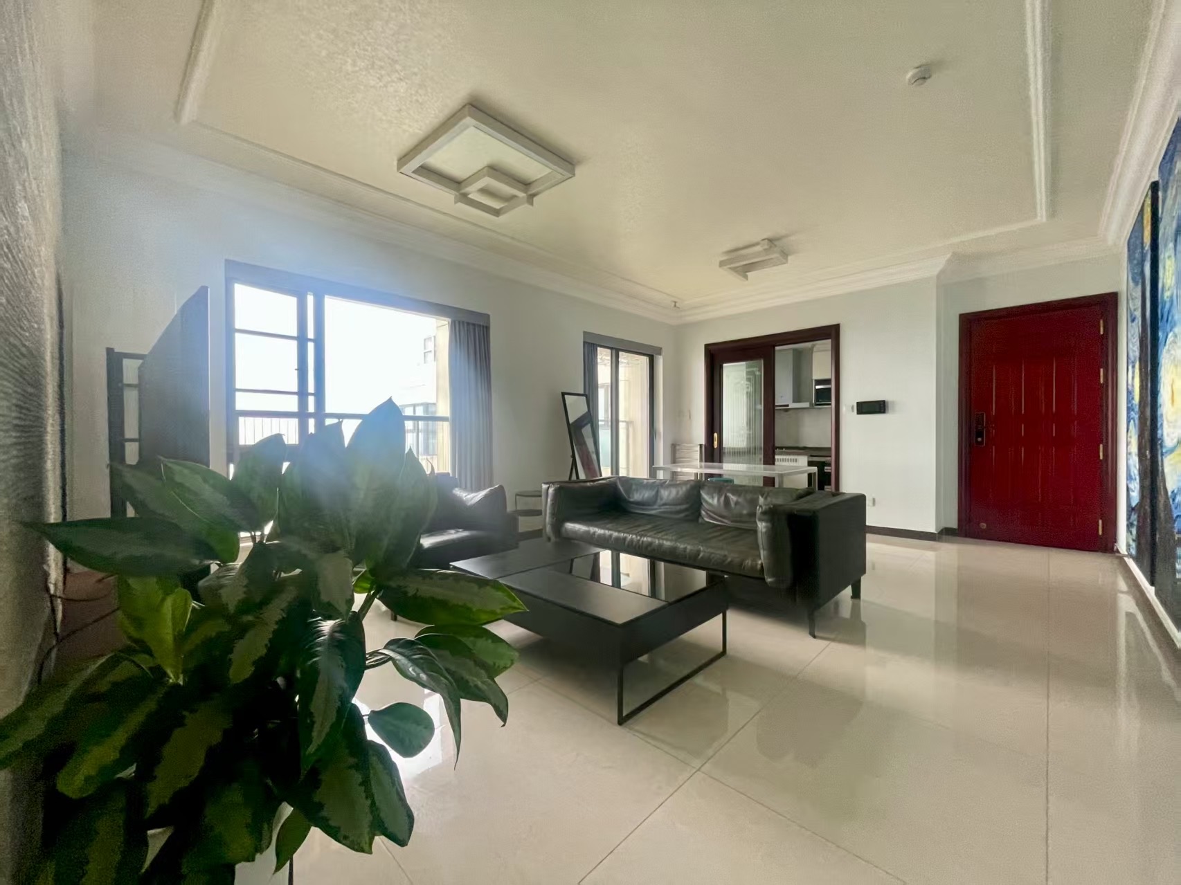 恒大外滩  3室2厅2卫    198.0万 恒大外滩  3室2厅2卫    198.0万客厅