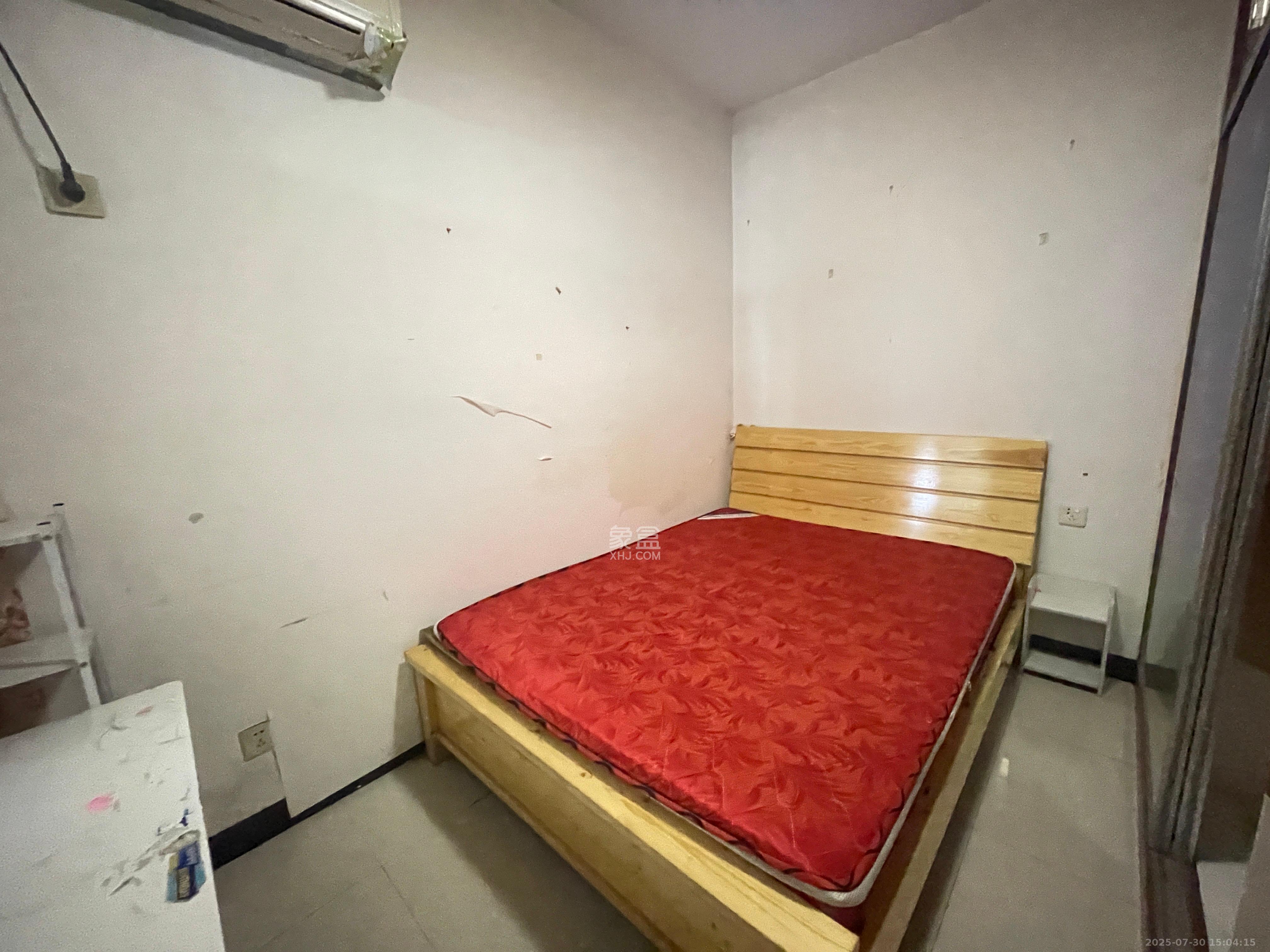 汇都公寓  2室1厅1卫    1800.0元/月 汇都公寓  2室1厅1卫    1800.0元/月室内图