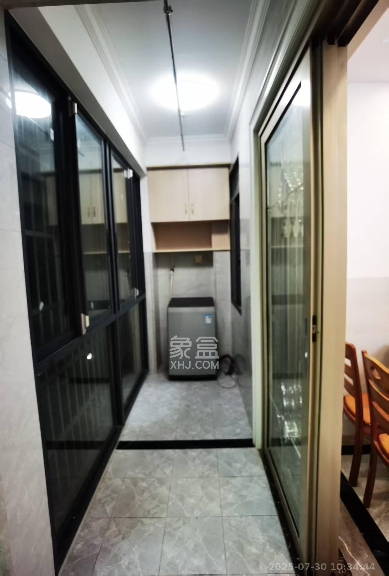 洋湖明园一期 4室2厅2卫 2800.00元/月 洋湖明园一期 4室2厅2卫 2800.00元/月室内图