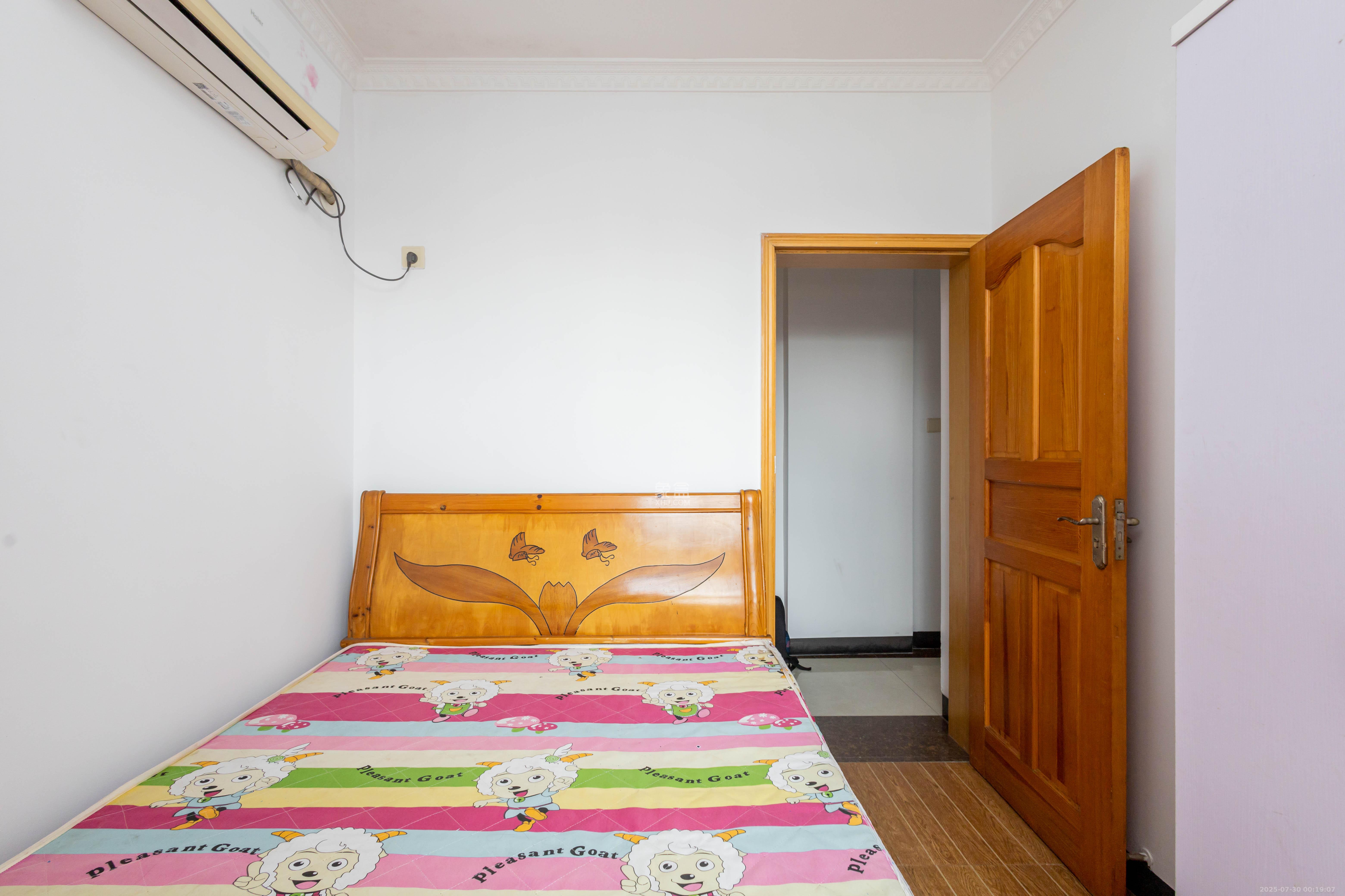 高林仕家 3室2厅1卫 65.0万 高林仕家 3室2厅1卫 65.0万卧室