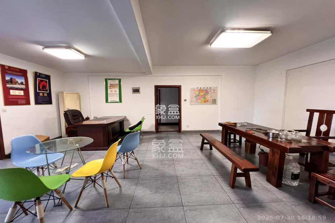 上河国际A座 1室1厅1卫 2200.0元/月 上河国际A座 1室1厅1卫 2200.0元/月室内图