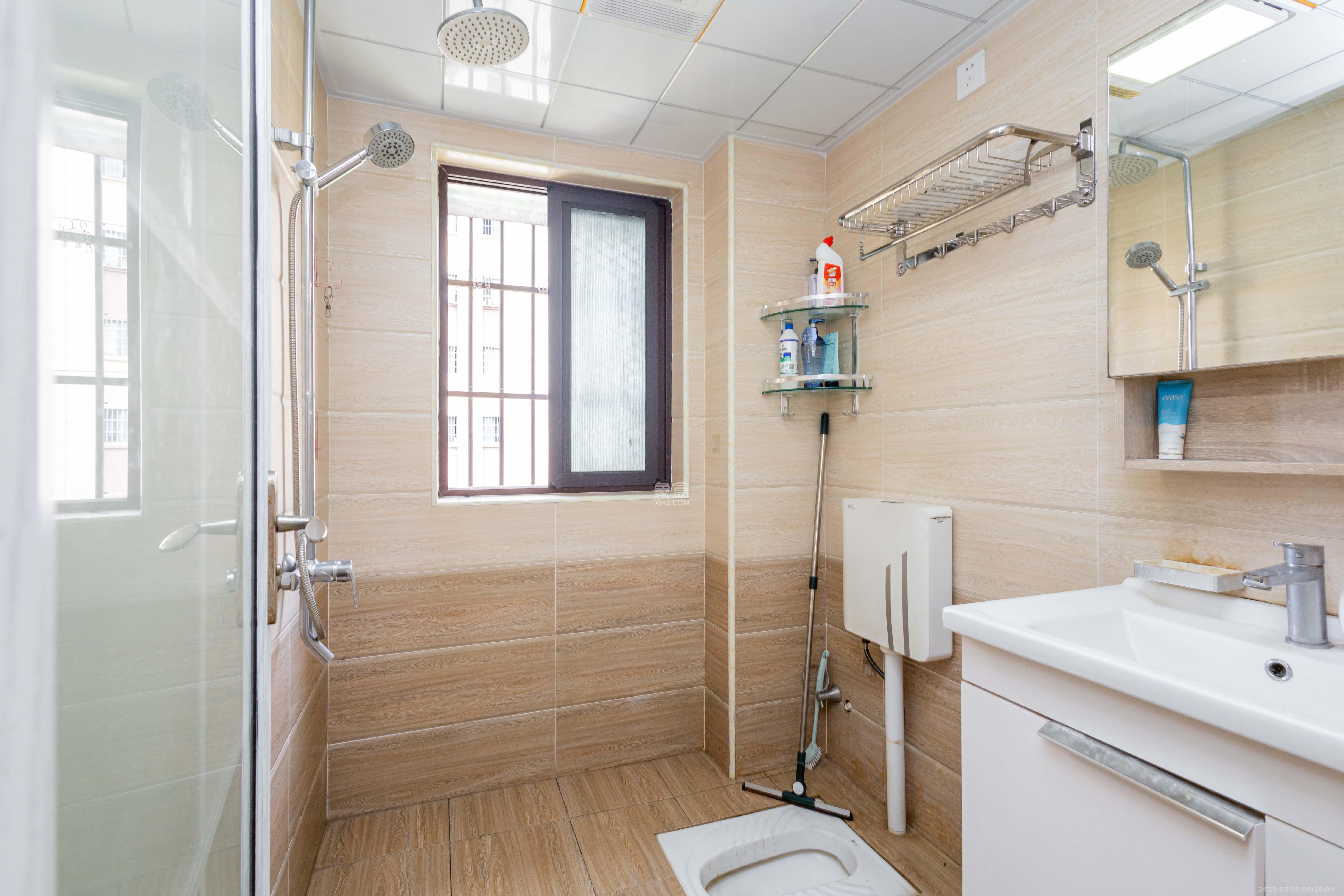 东方美地 3室2厅2卫 78.8万 东方美地 3室2厅2卫 78.8万卫生间