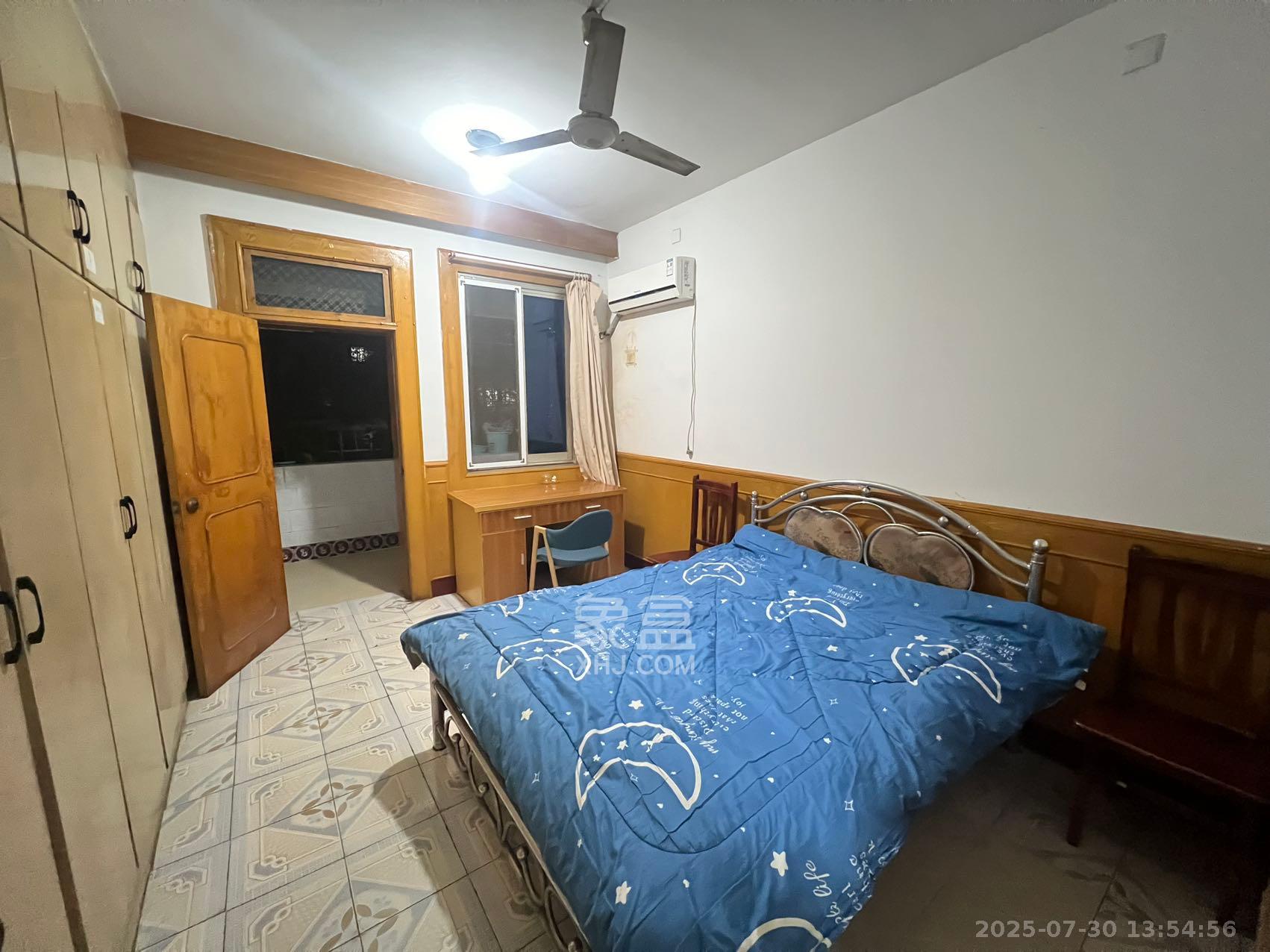 省农办火星宿舍 3室2厅1卫 2000.0元/月 省农办火星宿舍 3室2厅1卫 2000.0元/月室内图