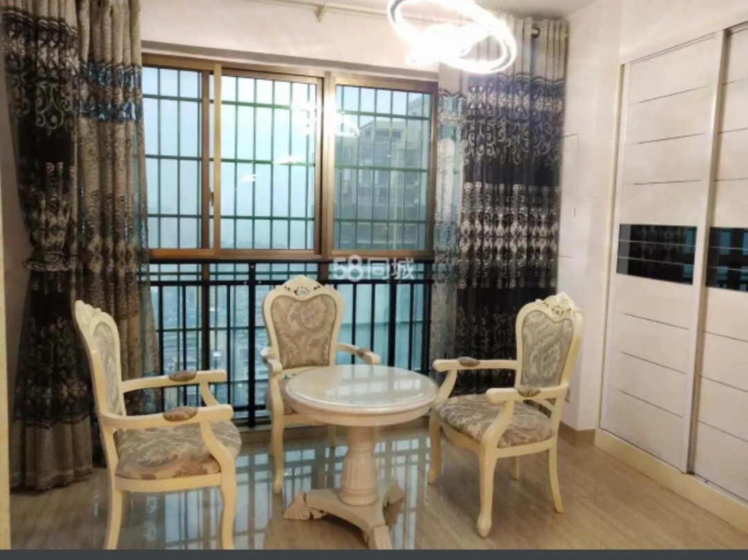 中天星城 3室2厅2卫 1800.0元/月 中天星城 3室2厅2卫 1800.0元/月室内图