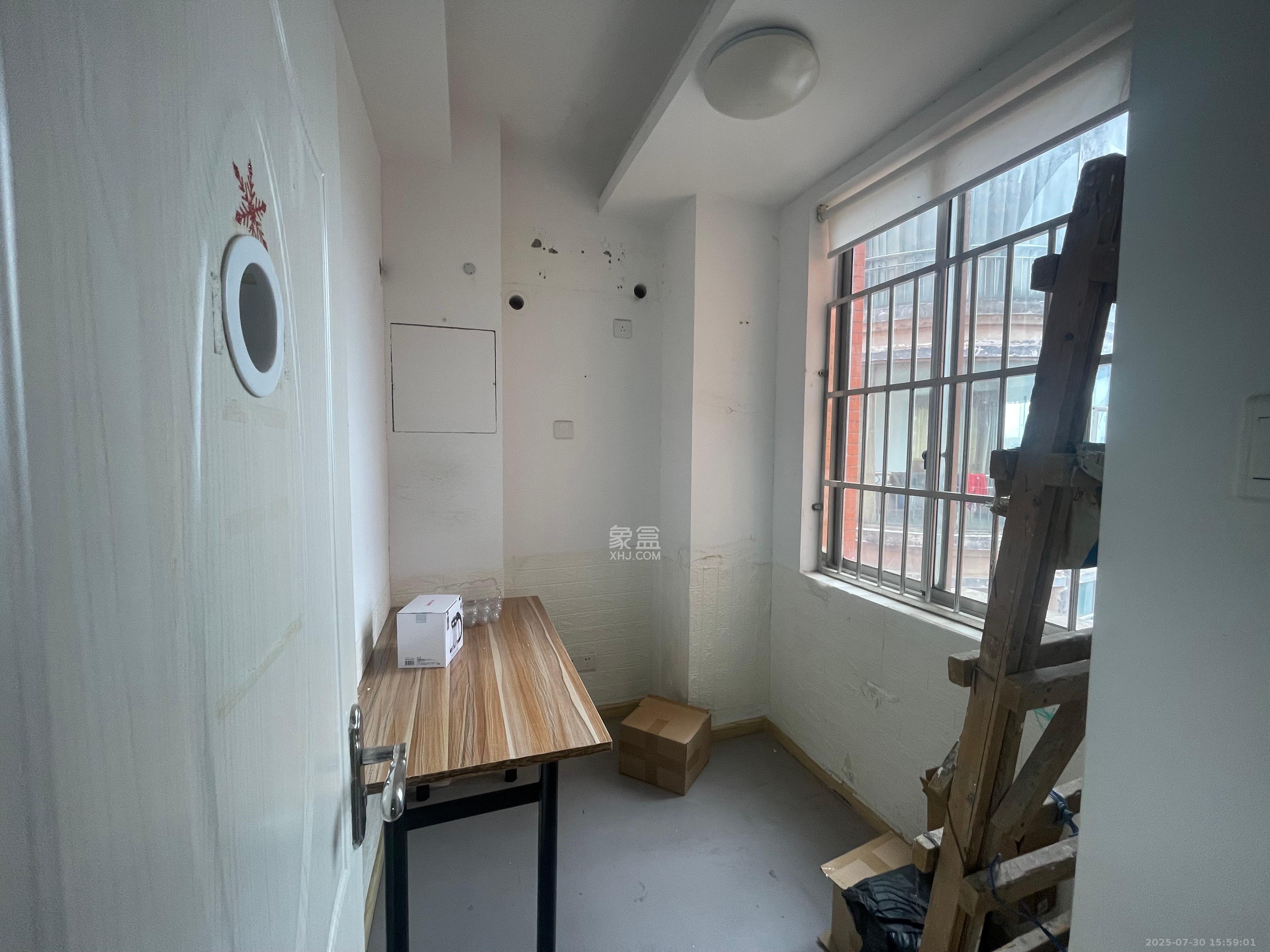 都市阳光大厦  3室2厅2卫    3500.0元/月 都市阳光大厦  3室2厅2卫    3500.0元/月室内图