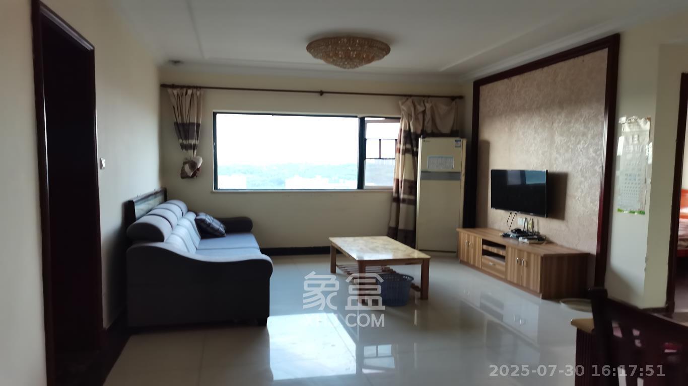 恒大城 3室2厅1卫 2000.0元/月 恒大城 3室2厅1卫 2000.0元/月室内图