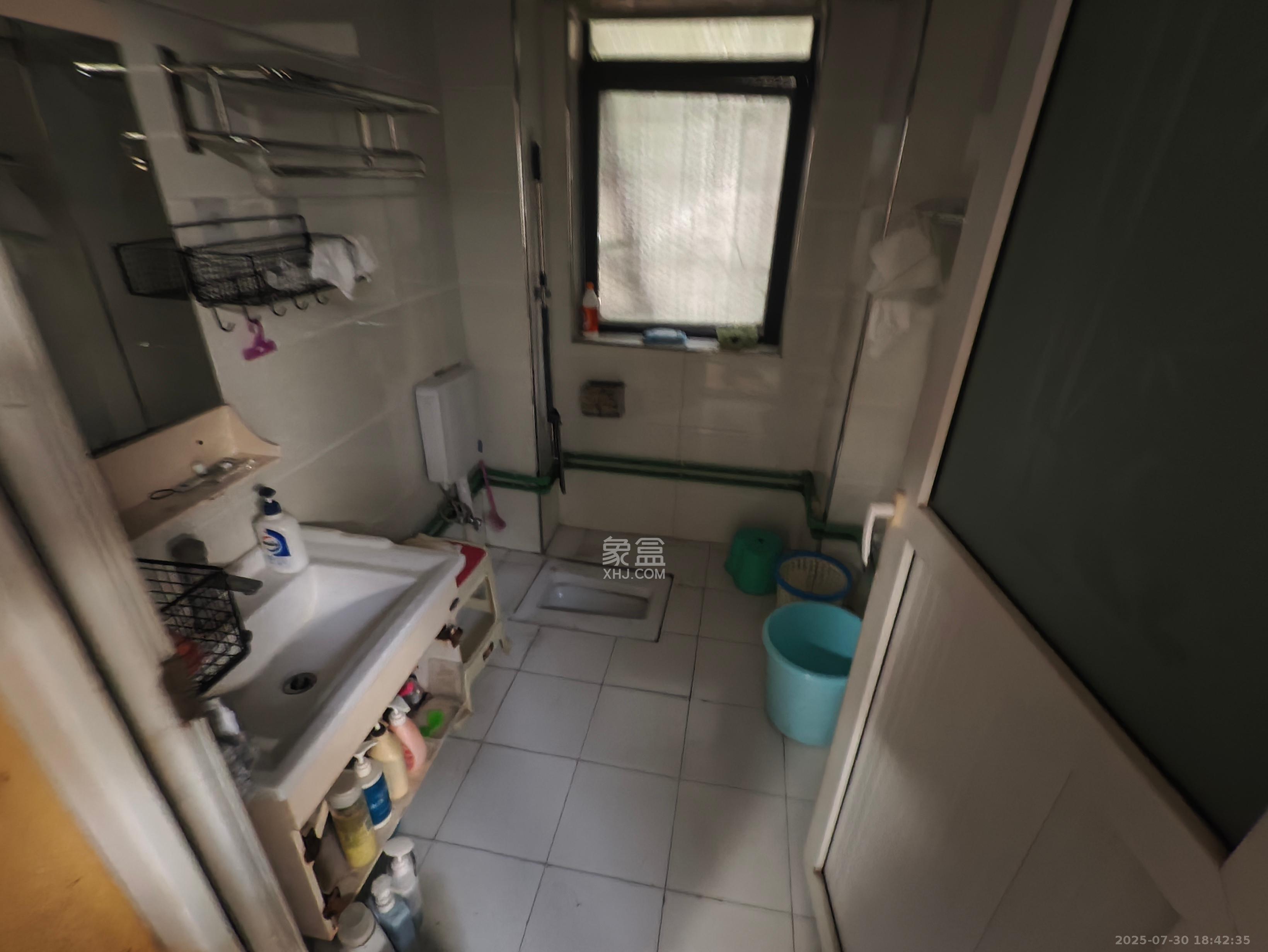 枫华府第 2室2厅1卫 1700.0元/月 枫华府第 2室2厅1卫 1700.0元/月室内图