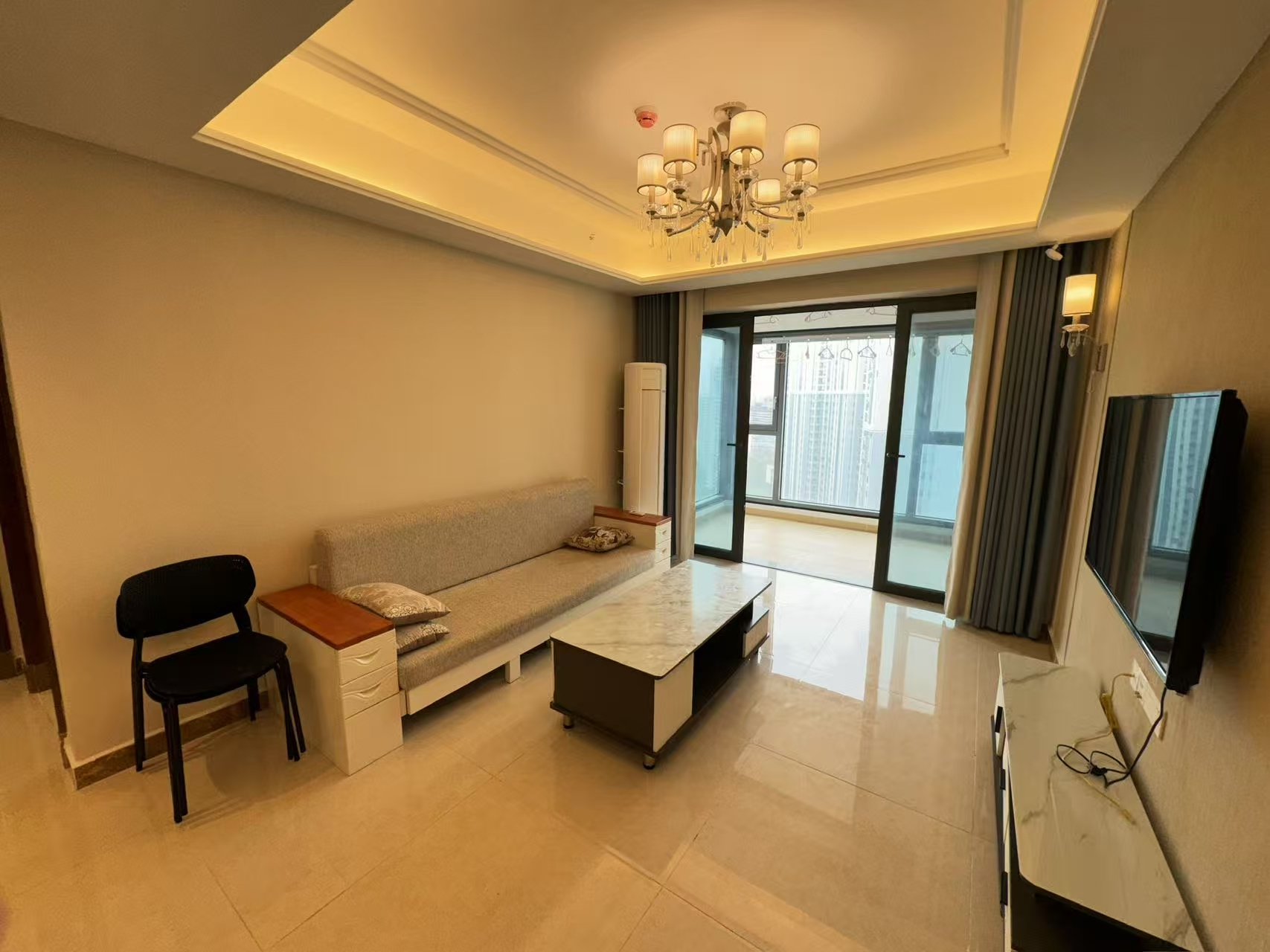 恒大美丽沙天璟湾 2室2厅1卫 2800.00元/月 恒大美丽沙天璟湾 2室2厅1卫 2800.00元/月室内图