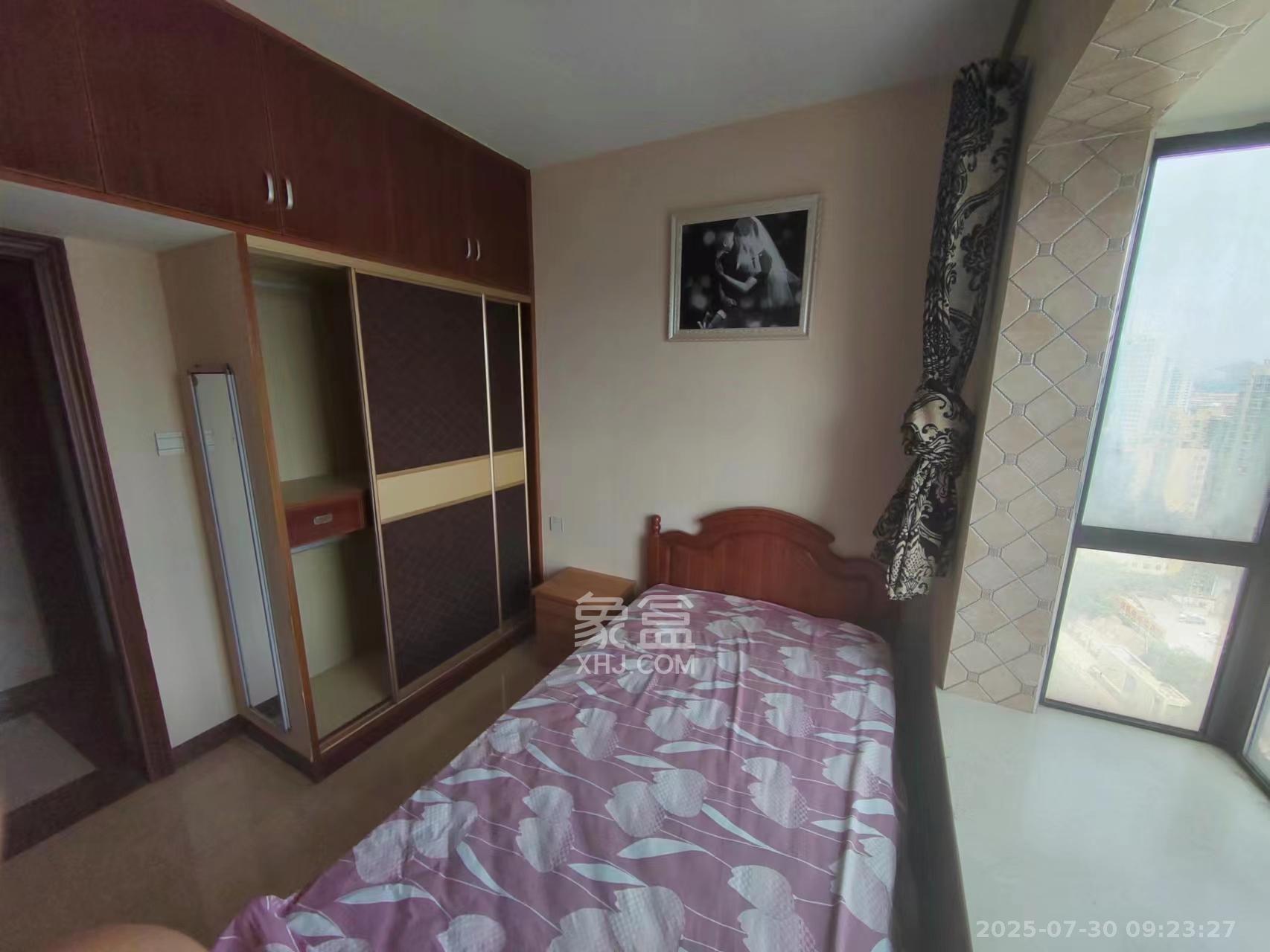 莱茵城 3室2厅2卫 2300.0元/月 莱茵城 3室2厅2卫 2300.0元/月室内图