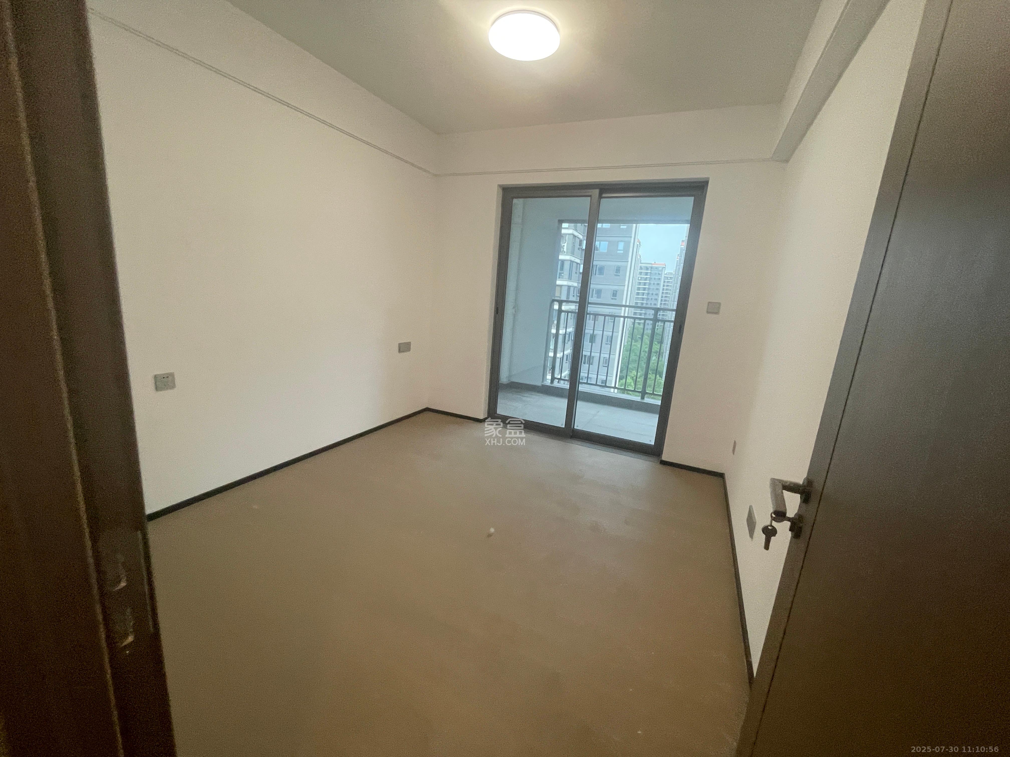 中海寰宇天下 3室2厅1卫 3400.0元/月 中海寰宇天下 3室2厅1卫 3400.0元/月室内图