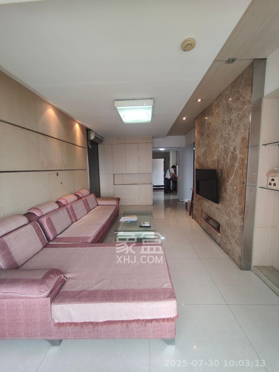 山水华景 3室2厅1卫 2500.0元/月 山水华景 3室2厅1卫 2500.0元/月室内图