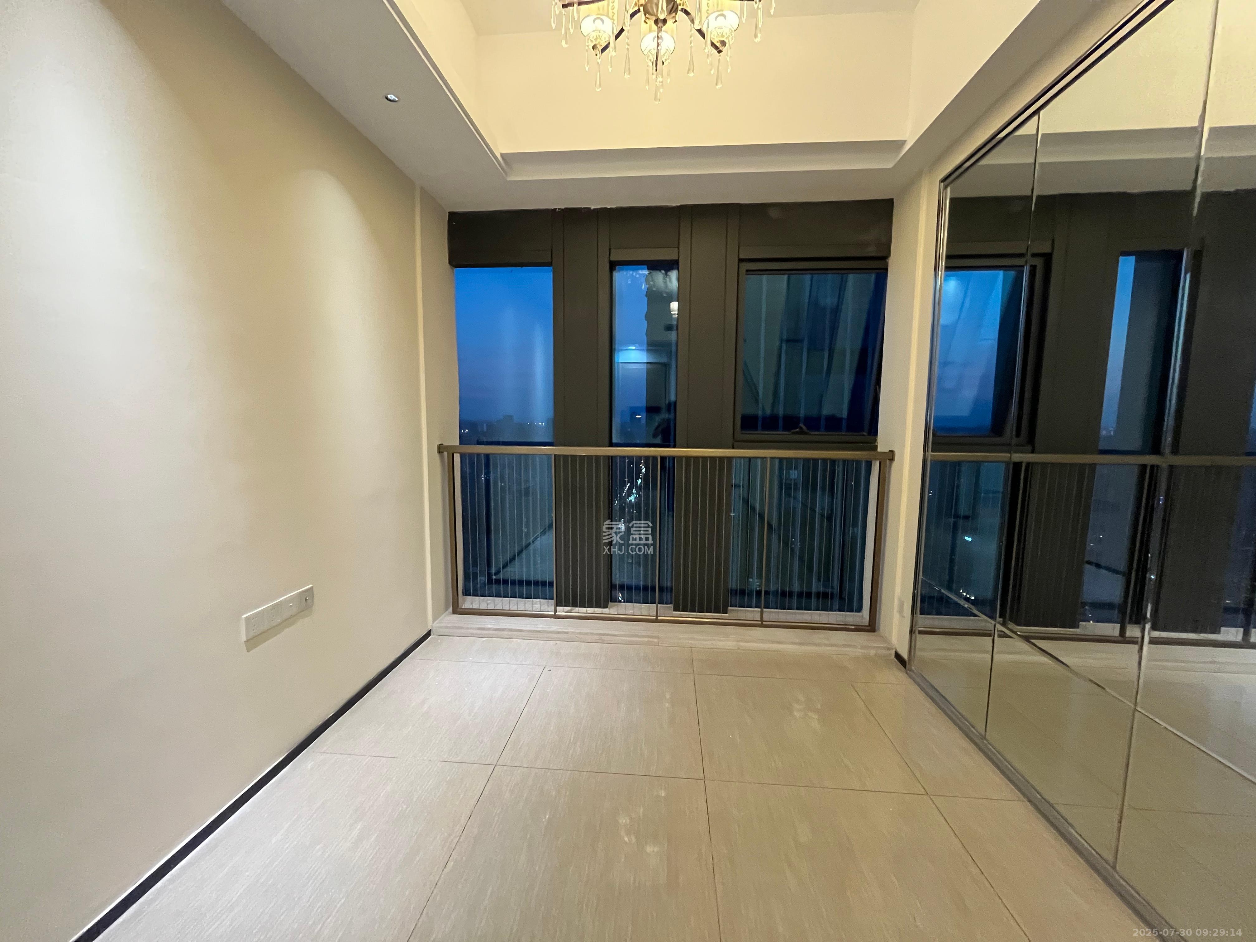 恒大珺悦府 2室2厅1卫 2300.0元/月 恒大珺悦府 2室2厅1卫 2300.0元/月室内图