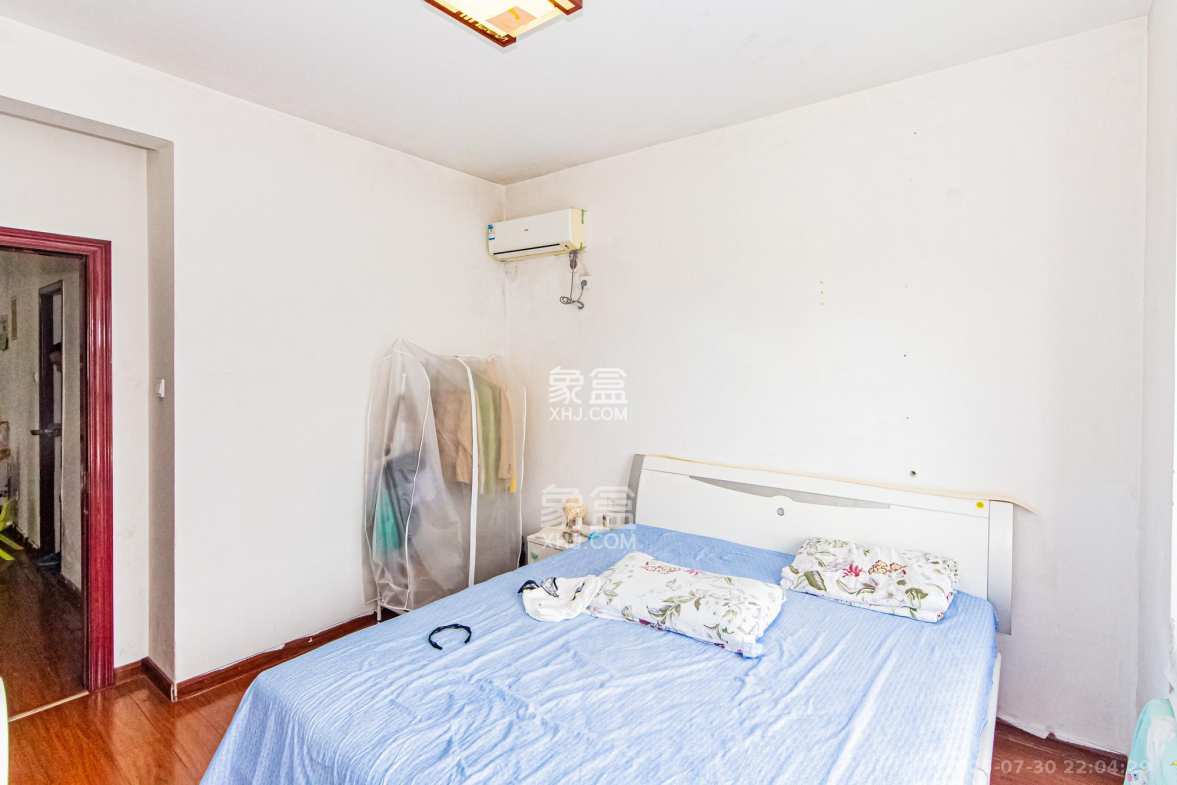 湘江世纪城融江苑 2室2厅1卫 67.0万 湘江世纪城融江苑 2室2厅1卫 67.0万卧室