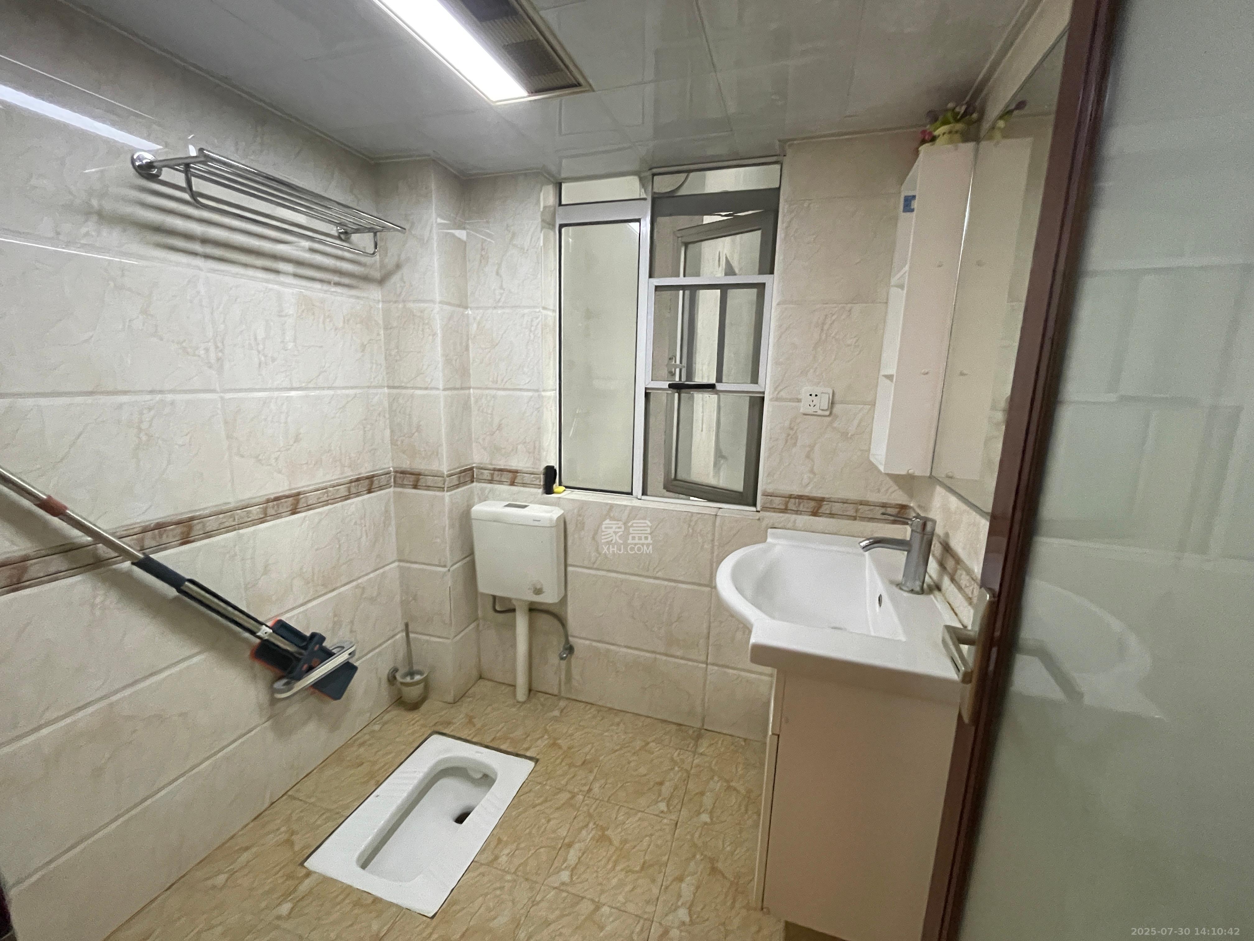 湘麓国际 3室1厅2卫 3600.0元/月 湘麓国际 3室1厅2卫 3600.0元/月室内图