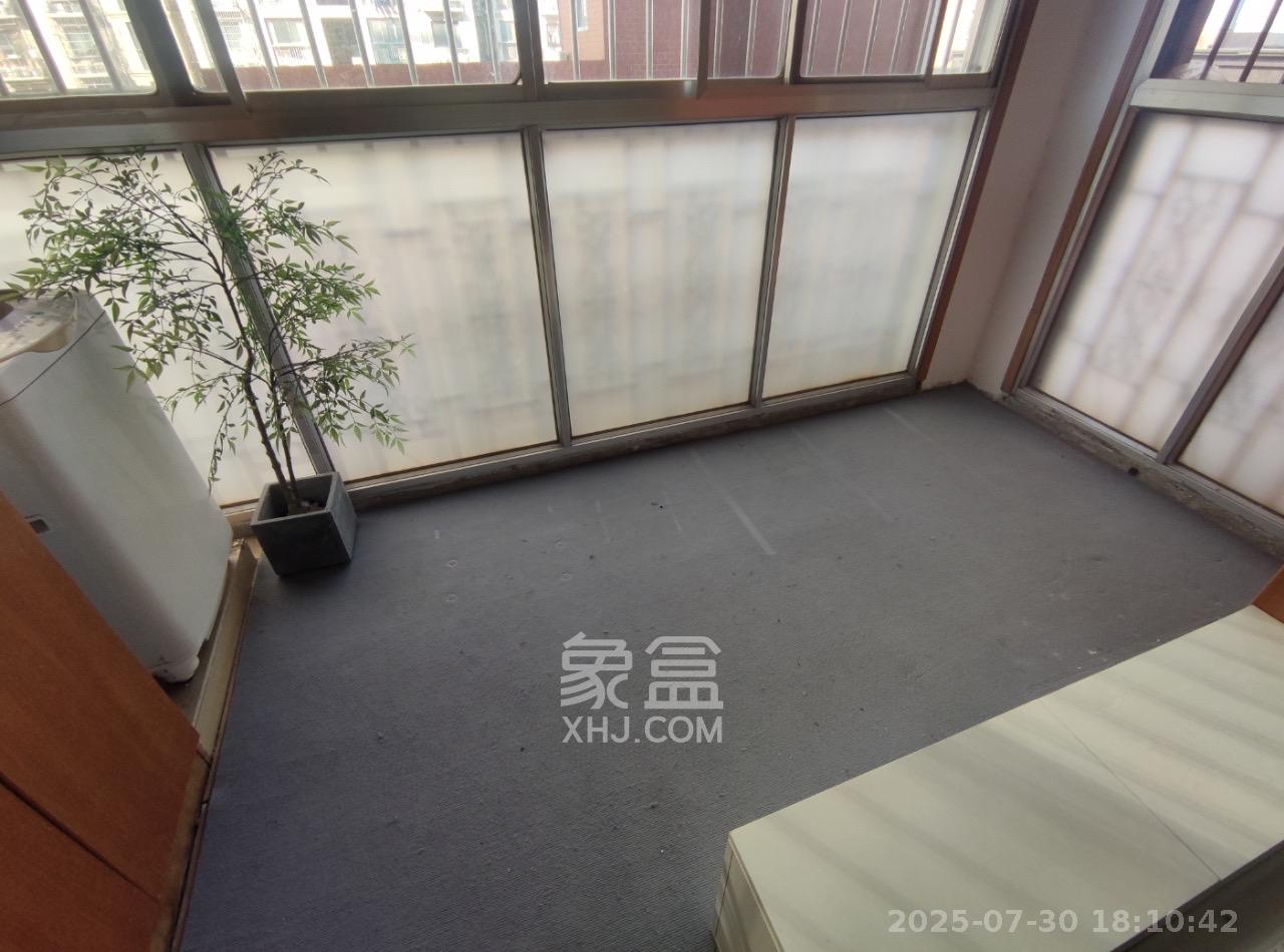 金地华园 1室1厅1卫 1200.0元/月 金地华园 1室1厅1卫 1200.0元/月室内图