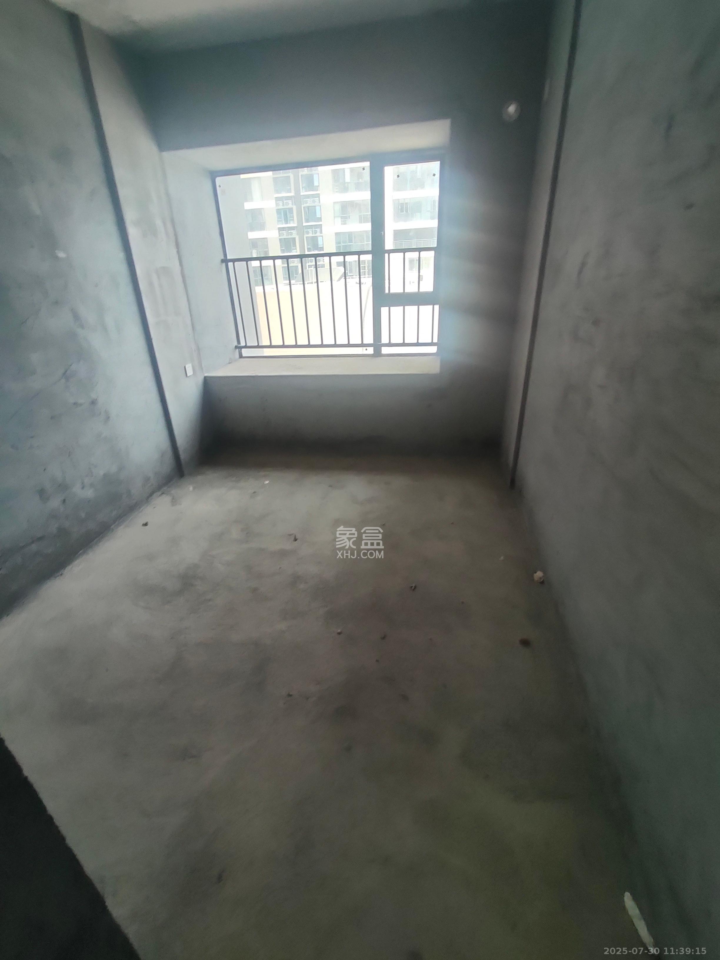 弘坤东昇  4室2厅2卫    1500.0元/月室内图