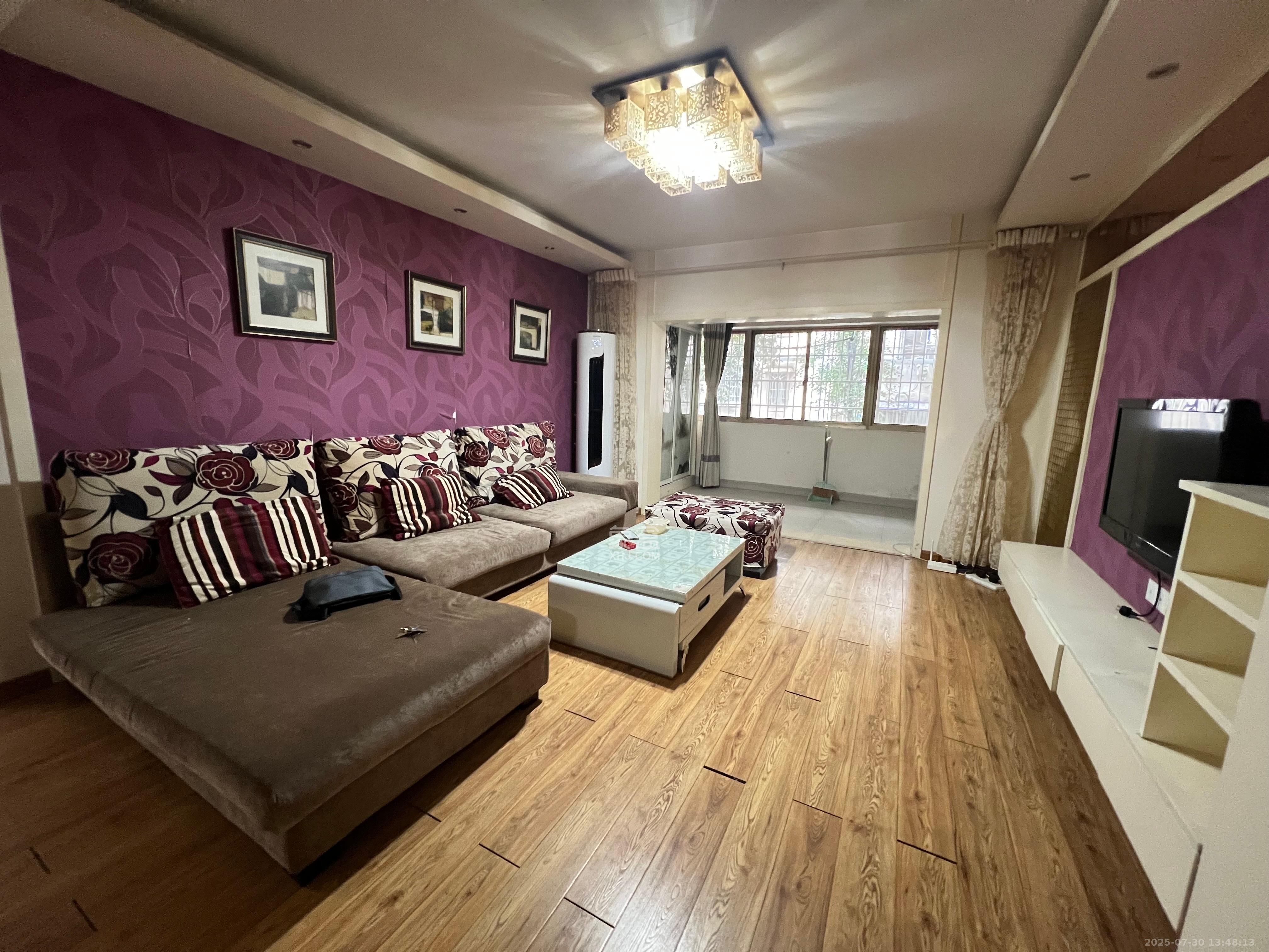 南园小区 3室2厅1卫 2400.0元/月 南园小区 3室2厅1卫 2400.0元/月室内图