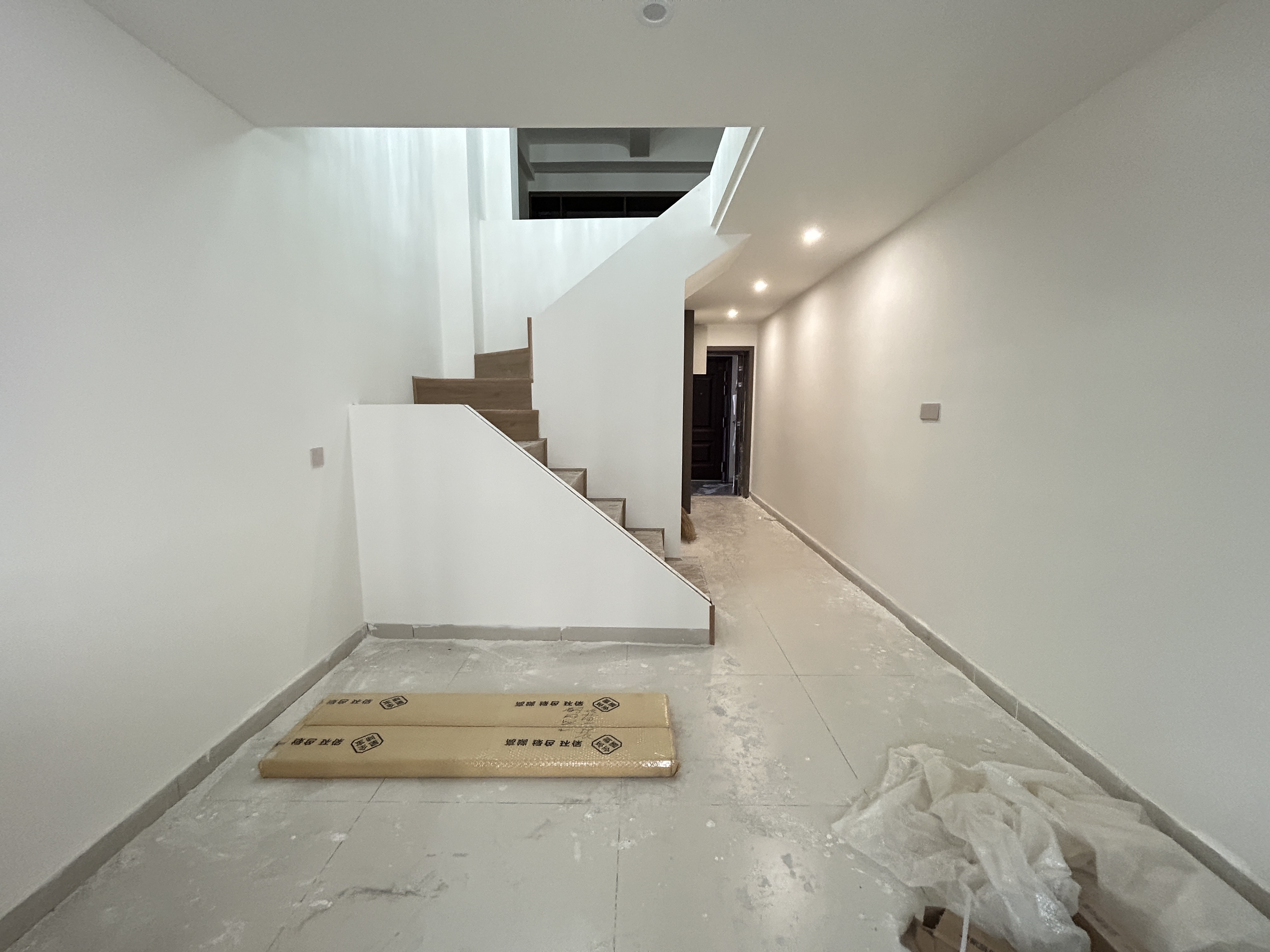 唯独逸臣公园 2室1厅1卫 1800.0元/月 唯独逸臣公园 2室1厅1卫 1800.0元/月室内图