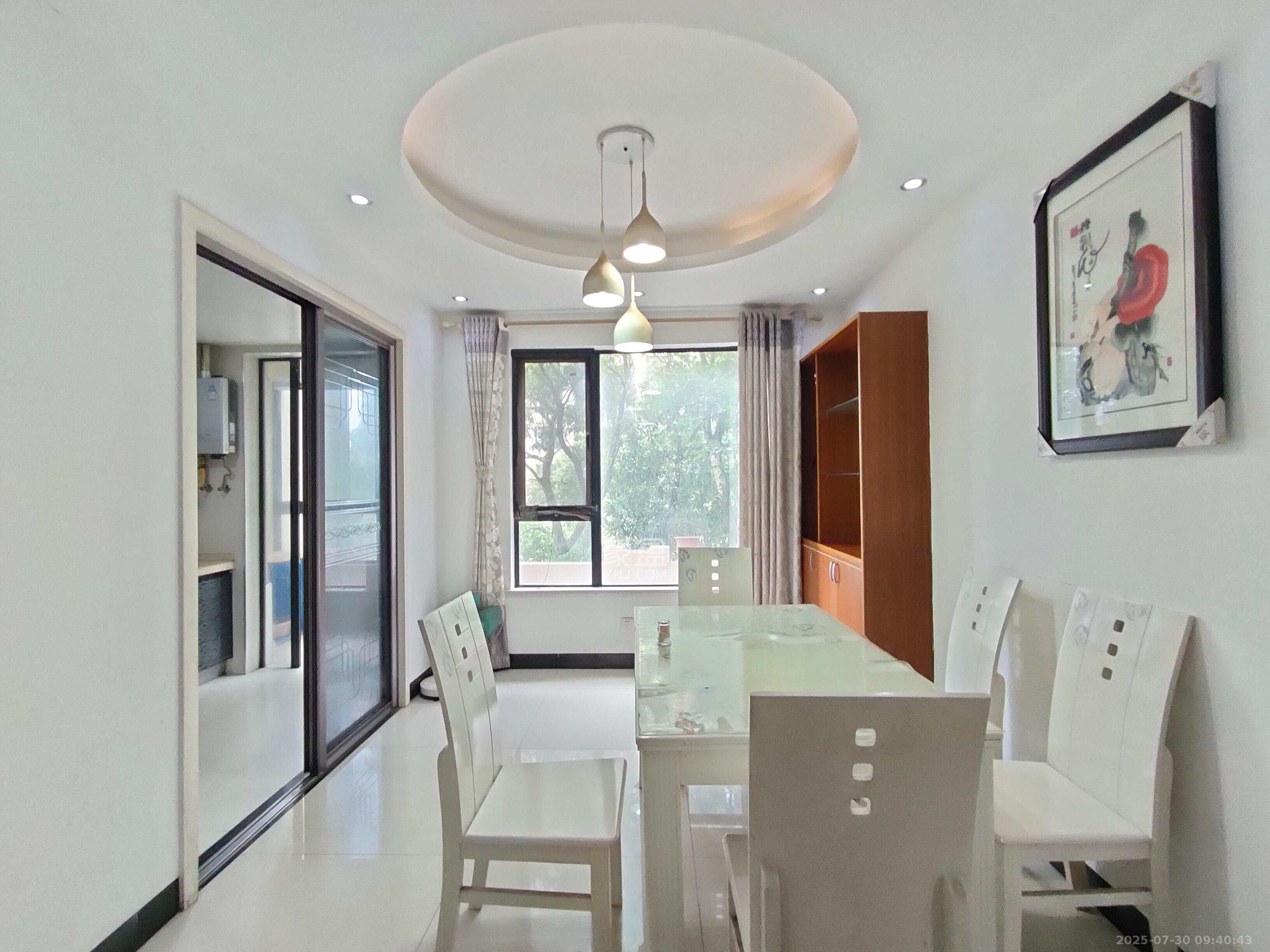 长房时代城 2室2厅1卫 2500.0元/月 长房时代城 2室2厅1卫 2500.0元/月室内图