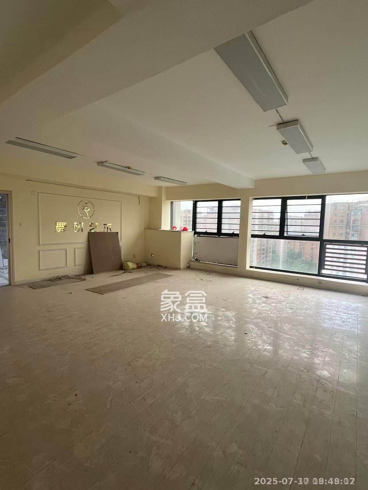 中建芙蓉工社  1室1厅1卫   1300.00元/月室内图