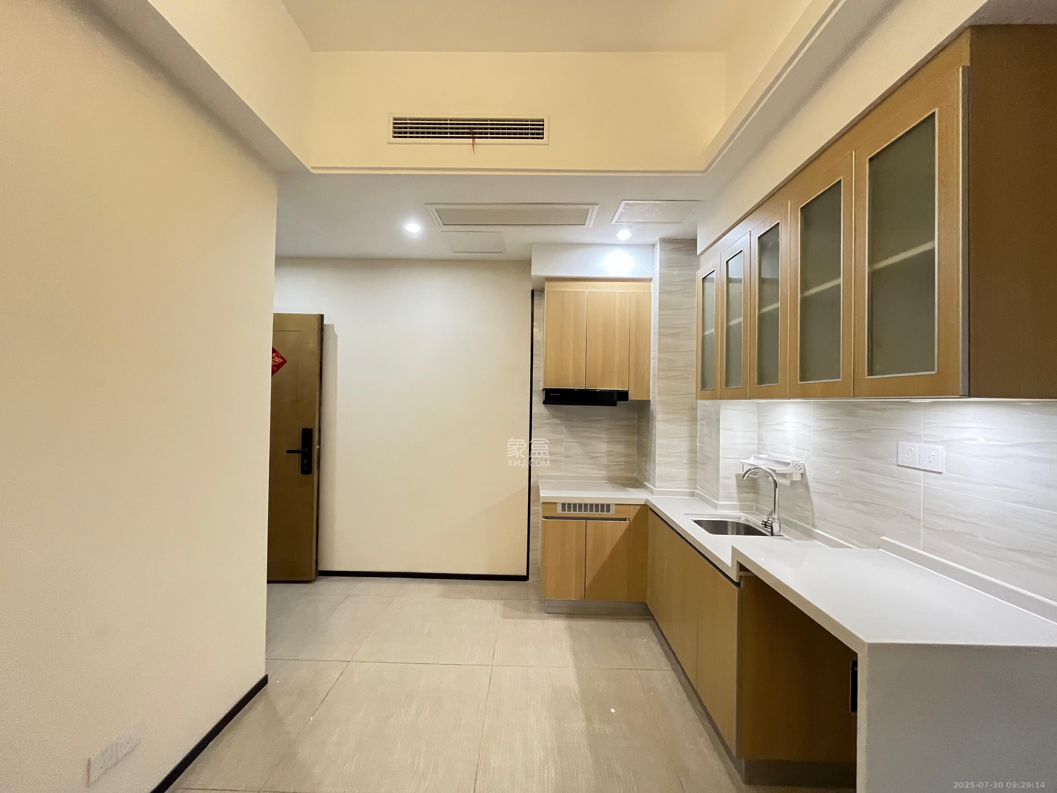 恒大珺悦府 2室2厅1卫 2300.0元/月 恒大珺悦府 2室2厅1卫 2300.0元/月室内图