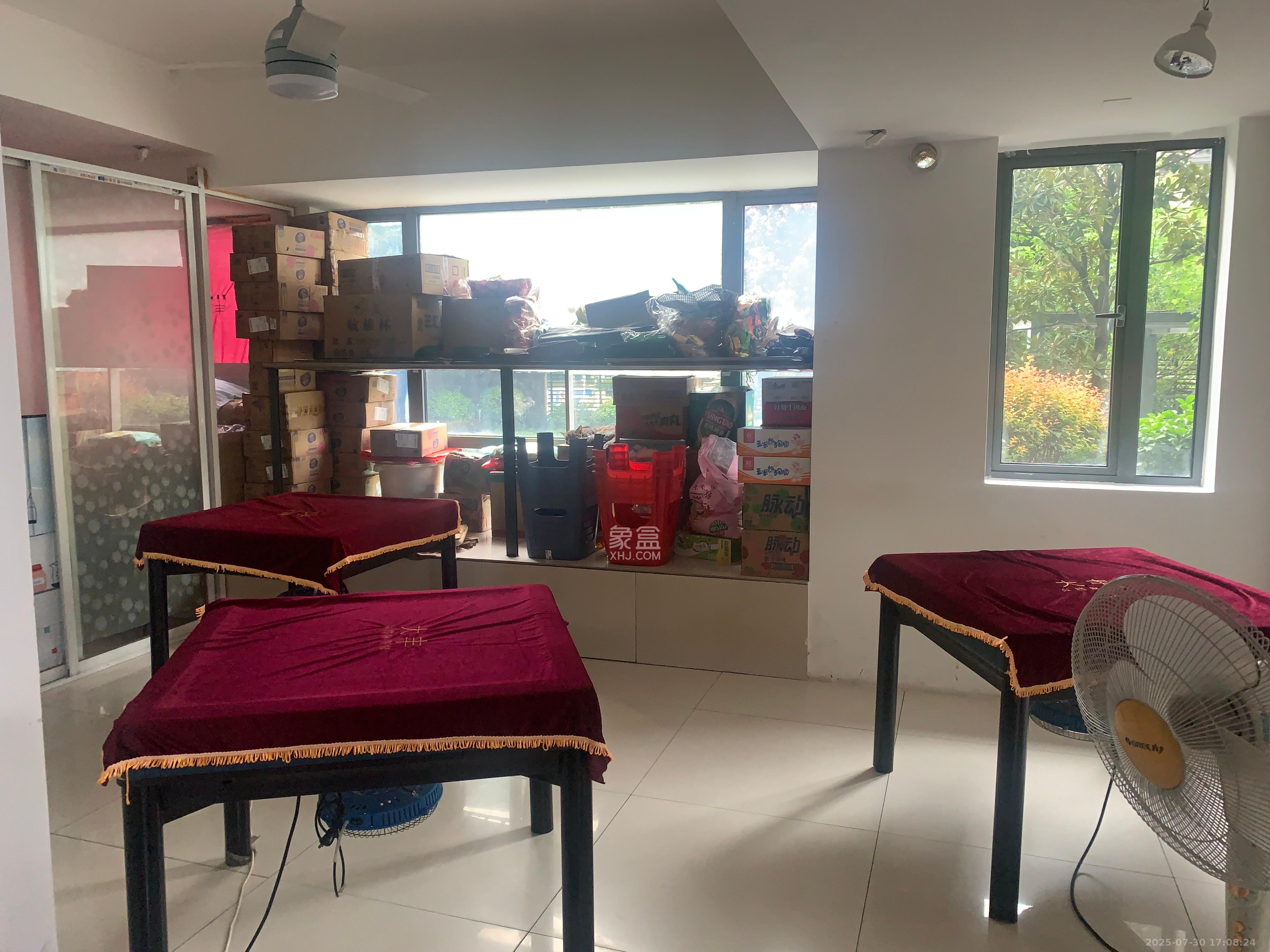 恒基凯旋门一二期 3室2厅2卫 3500.0元/月 恒基凯旋门一二期 3室2厅2卫 3500.0元/月室内图