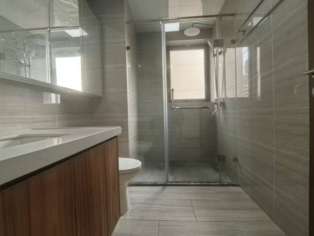 海航豪庭南苑 3室2厅2卫 5200.0元/月 海航豪庭南苑 3室2厅2卫 5200.0元/月室内图