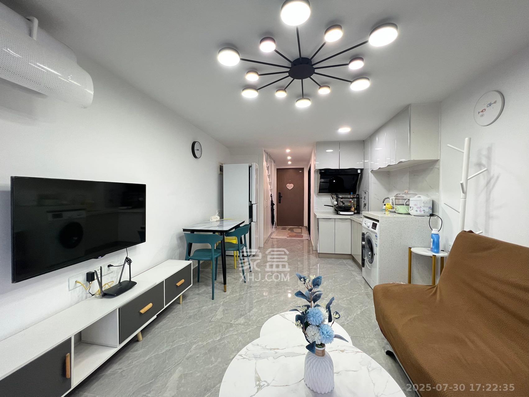 弘坤云寓  2室1厅1卫    2600.0元/月室内图